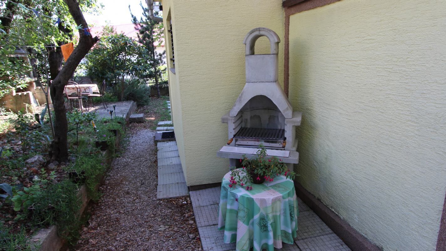Apartments True 106141-A2