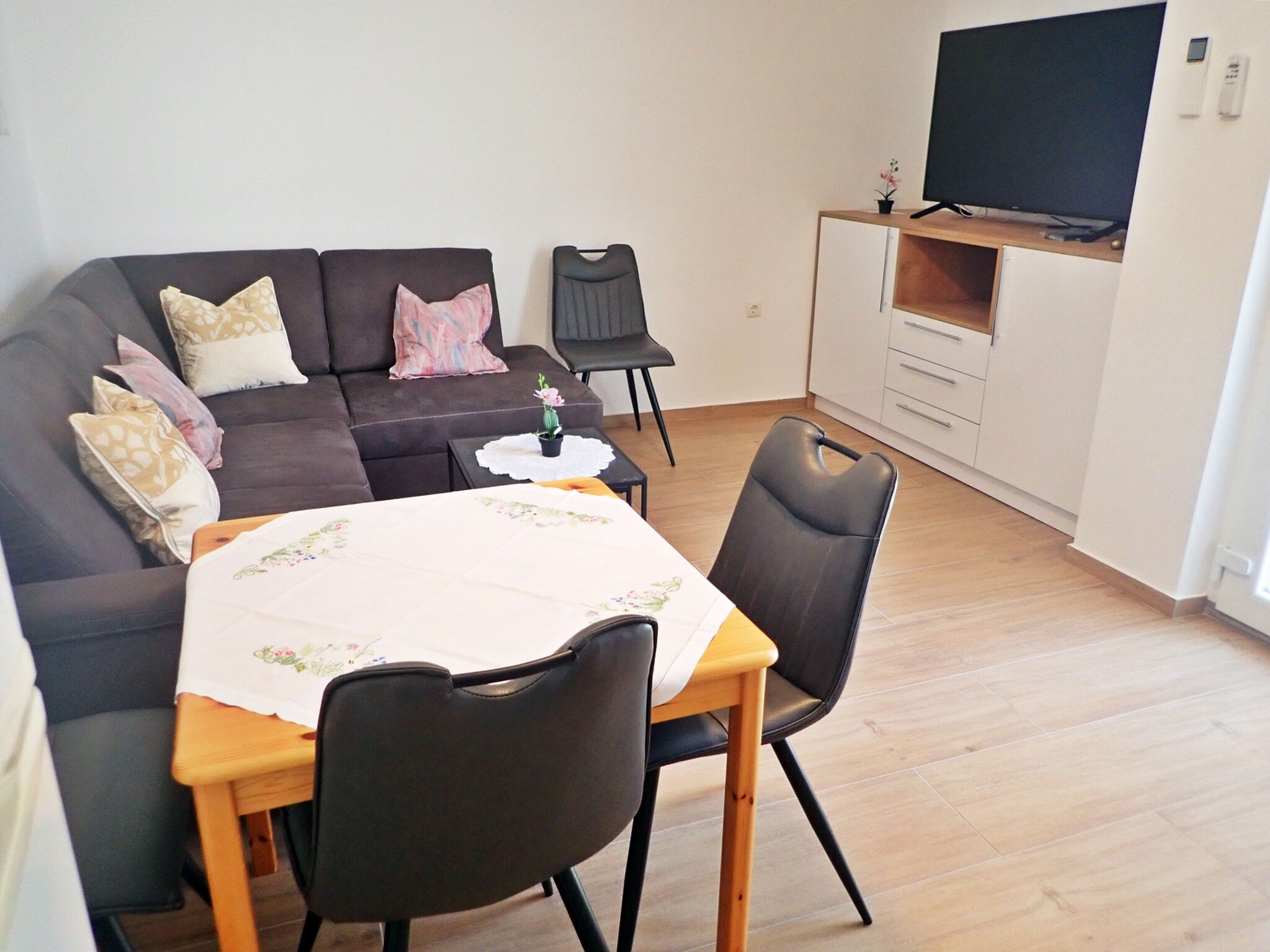 Apartments Zaterin 40345-A1
