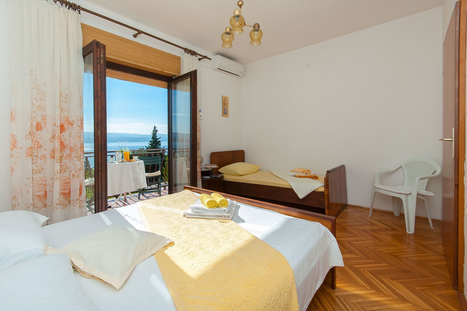 Apartments Franka 106191-A1