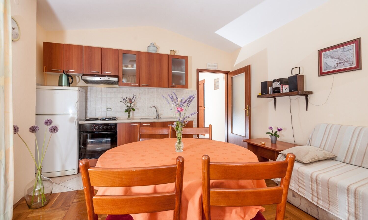 Apartment Ivan 106201-A1