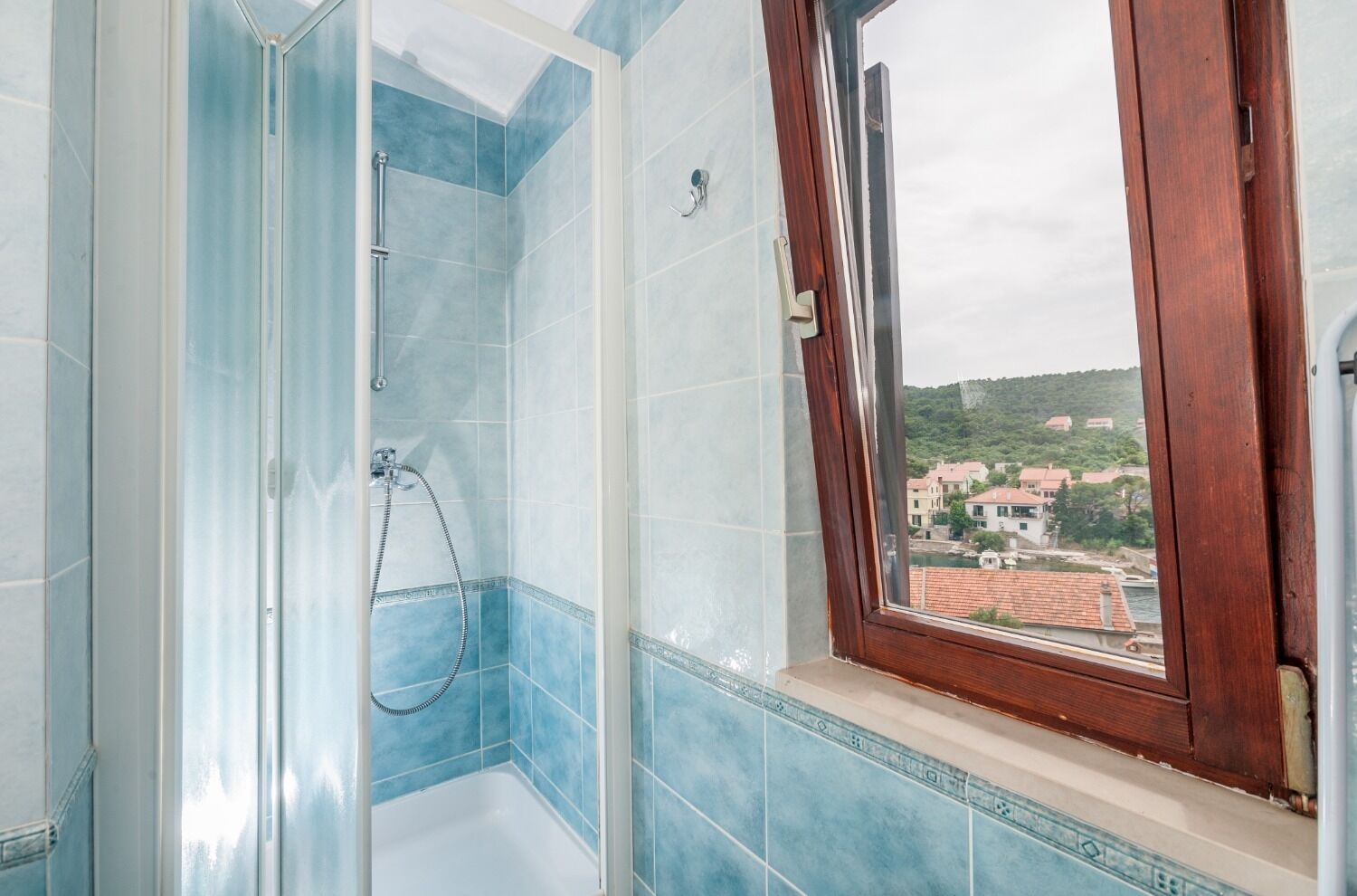 Apartment Ivan 106201-A1