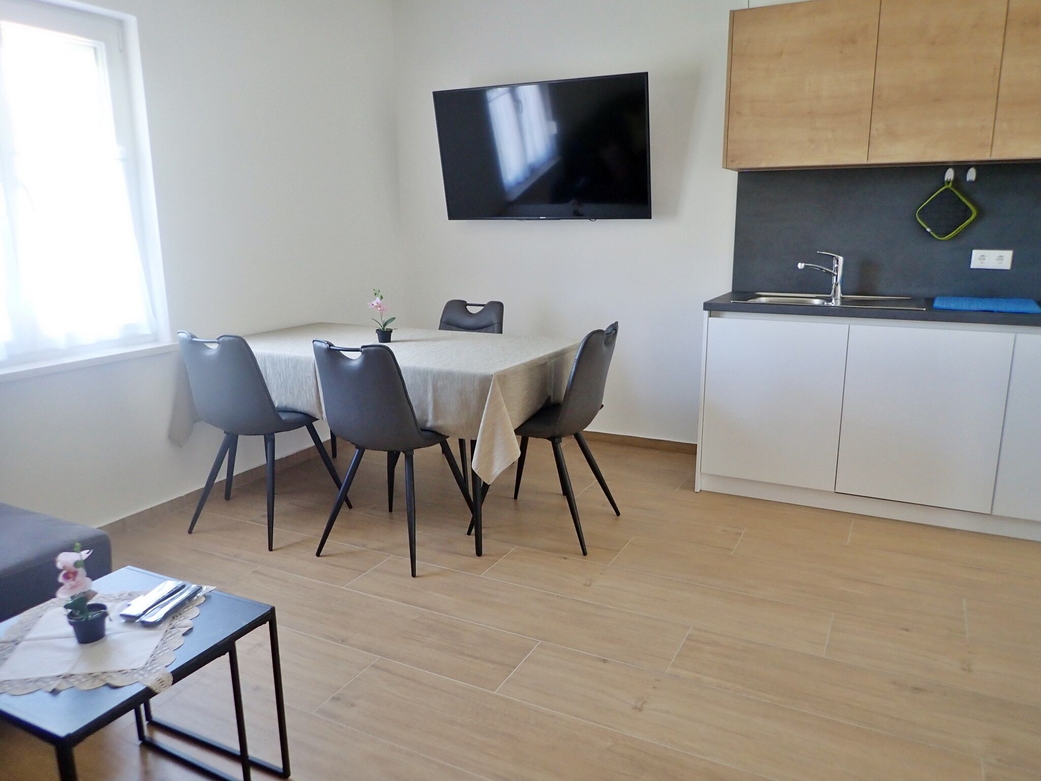 Apartments Zaterin 40345-A2