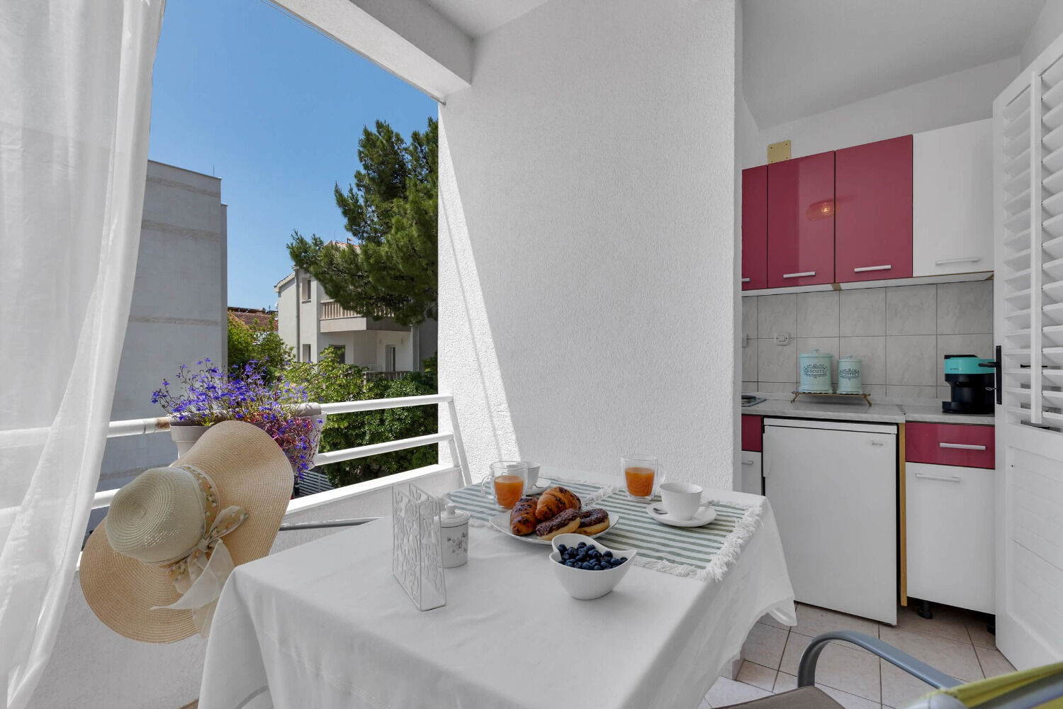 Apartments Ivica 10628-A1