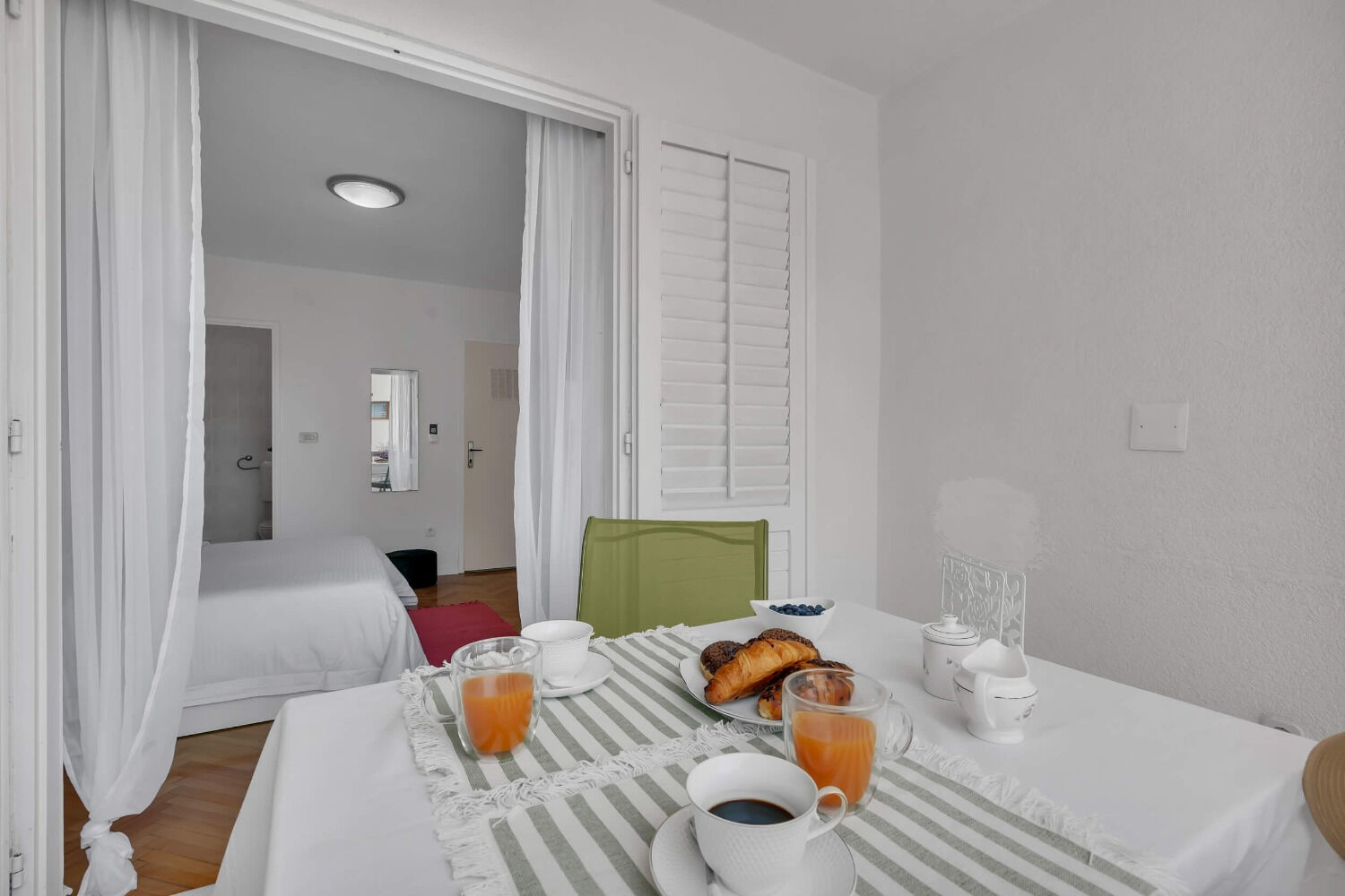 Apartments Ivica 10628-A1