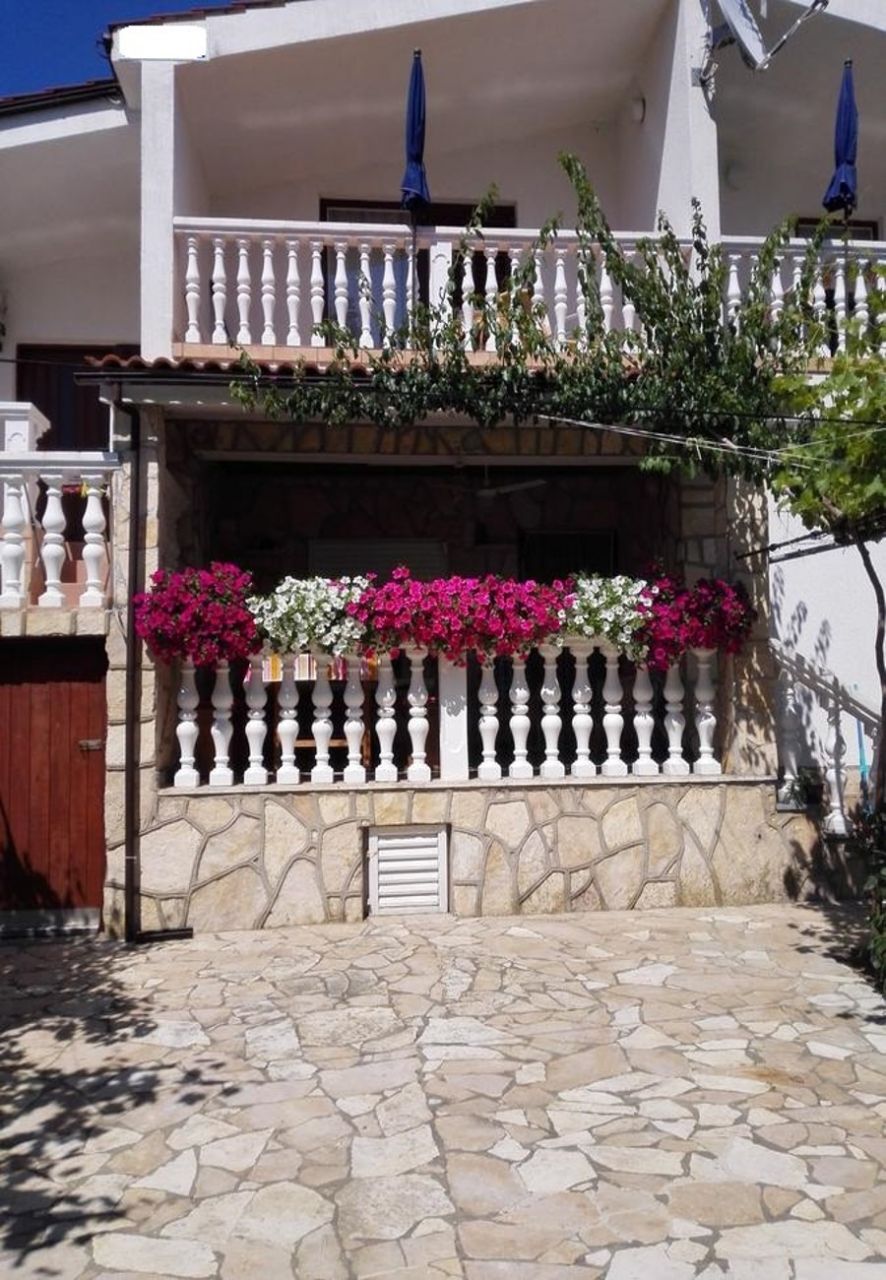 Apartment Dobri 106301-A6