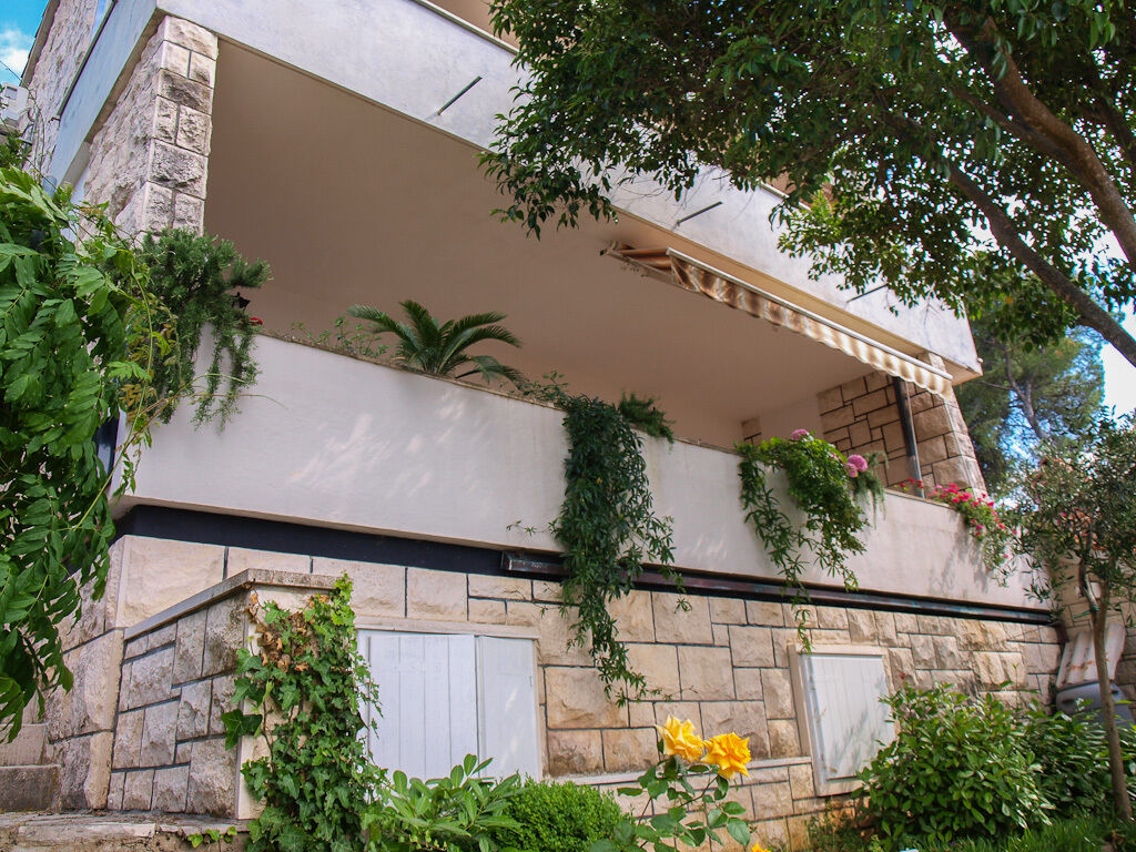 Apartment Elena 10637-A1