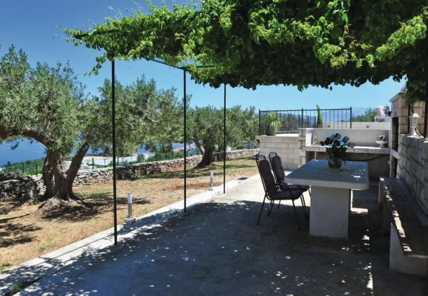 House Ita 106351-K1