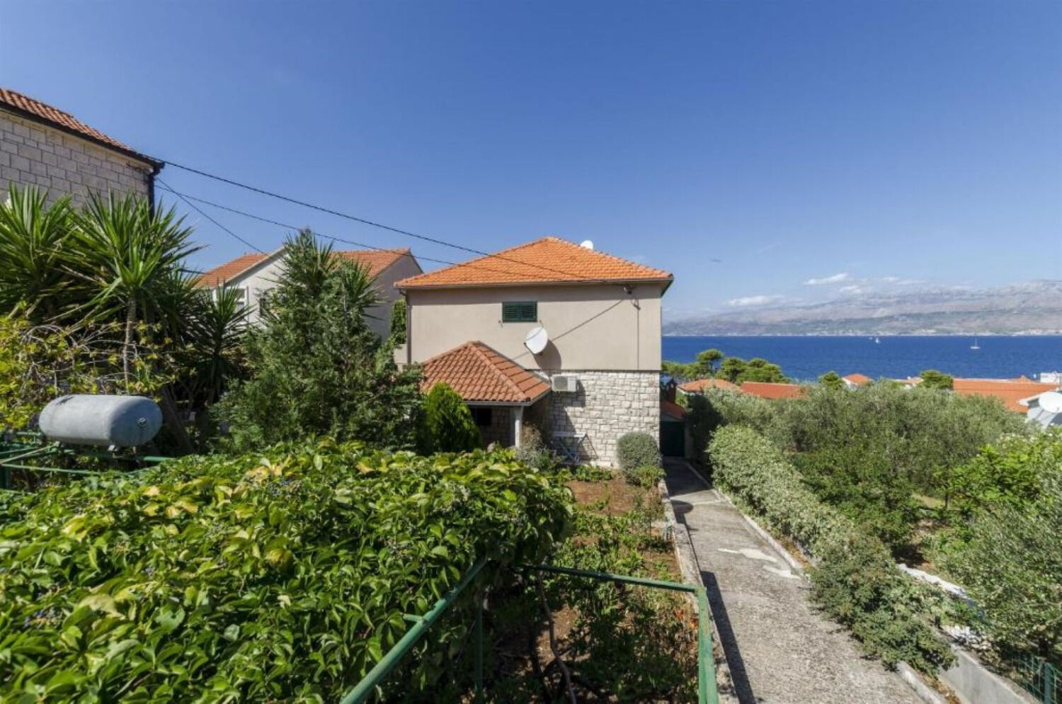 Apartments Ita 1 106361-A1