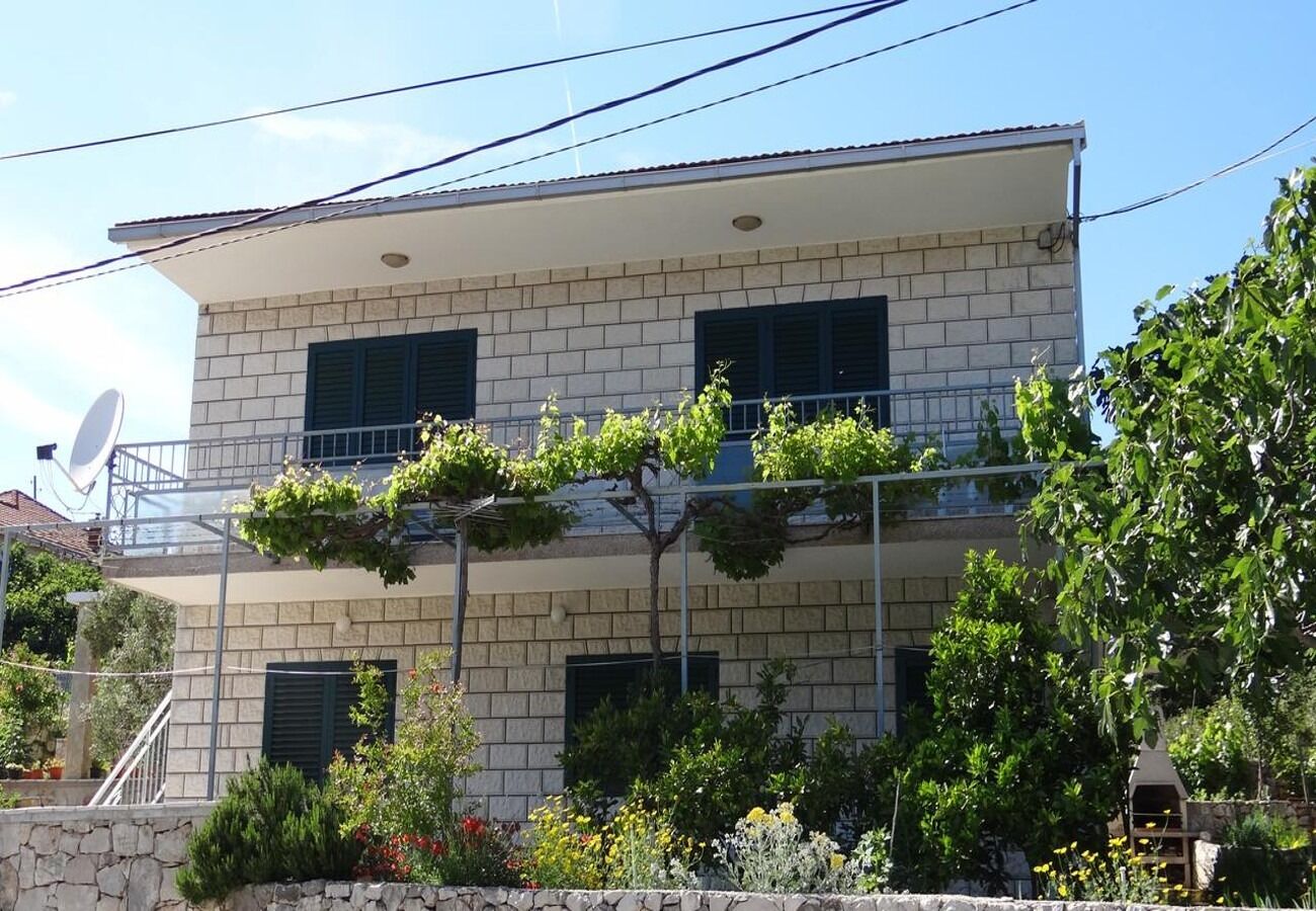 Apartments Pero 10647-A2