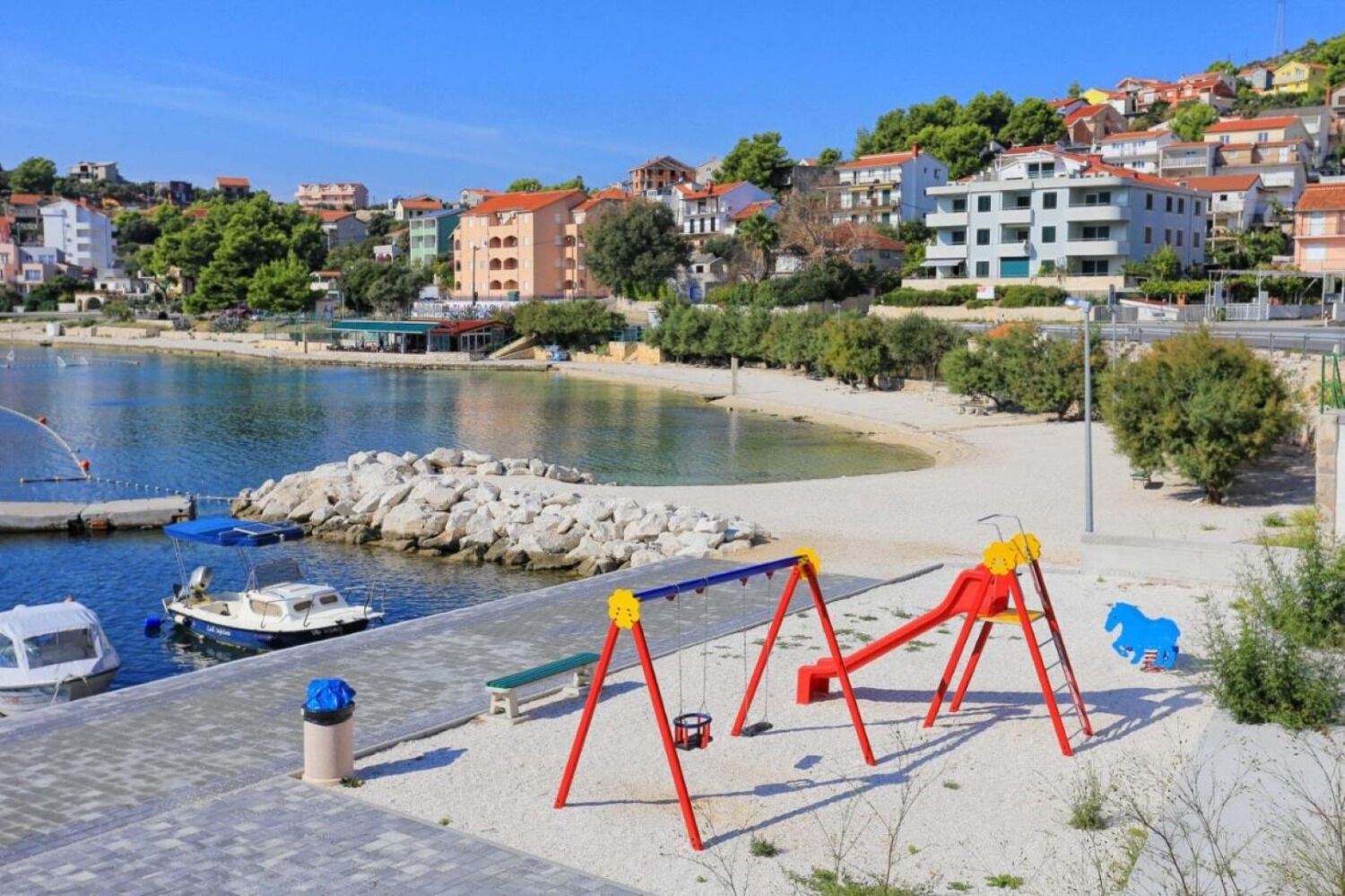 Apartments Pero 10647-A2