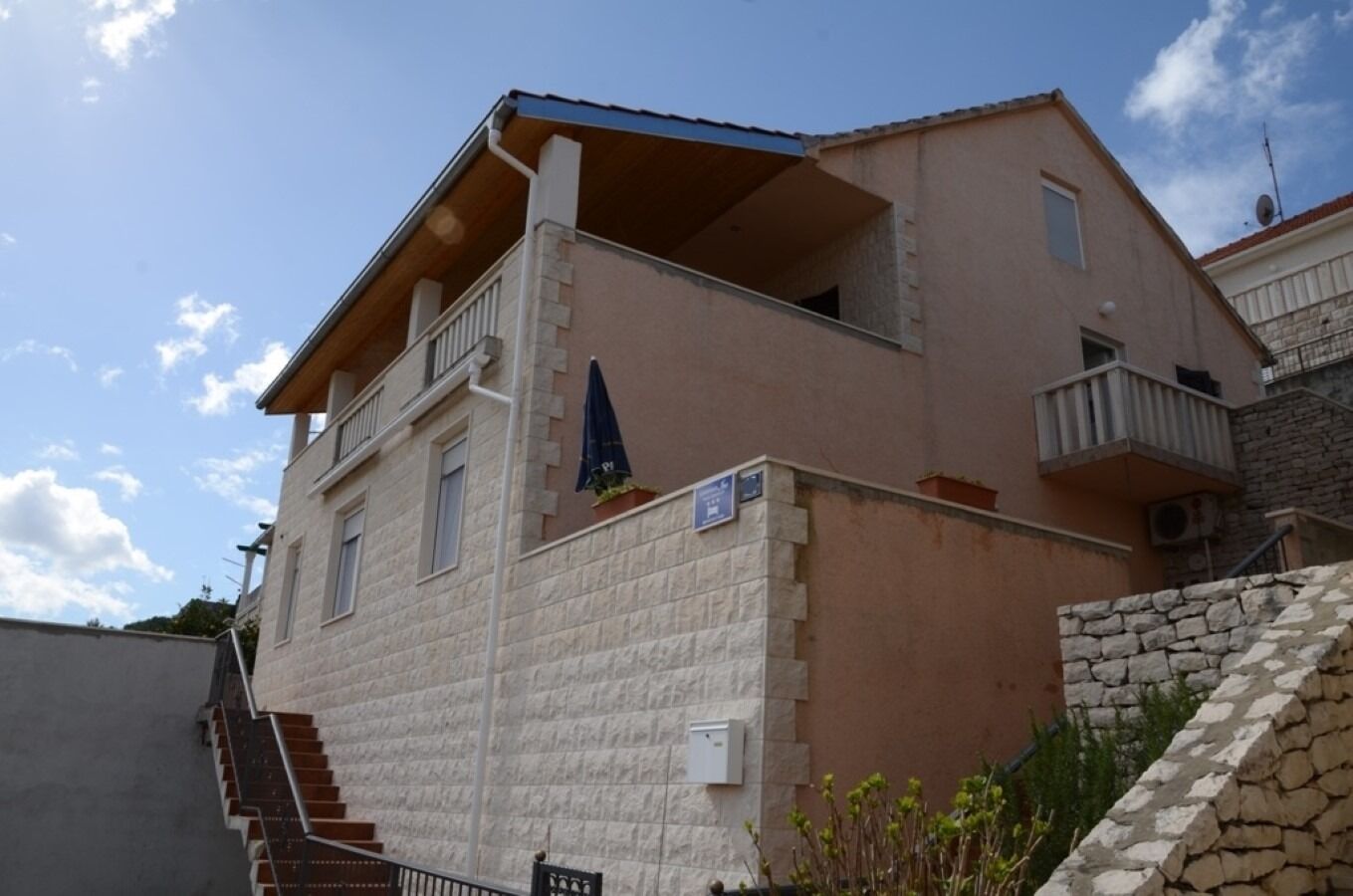 Apartments Iva 106461-A2