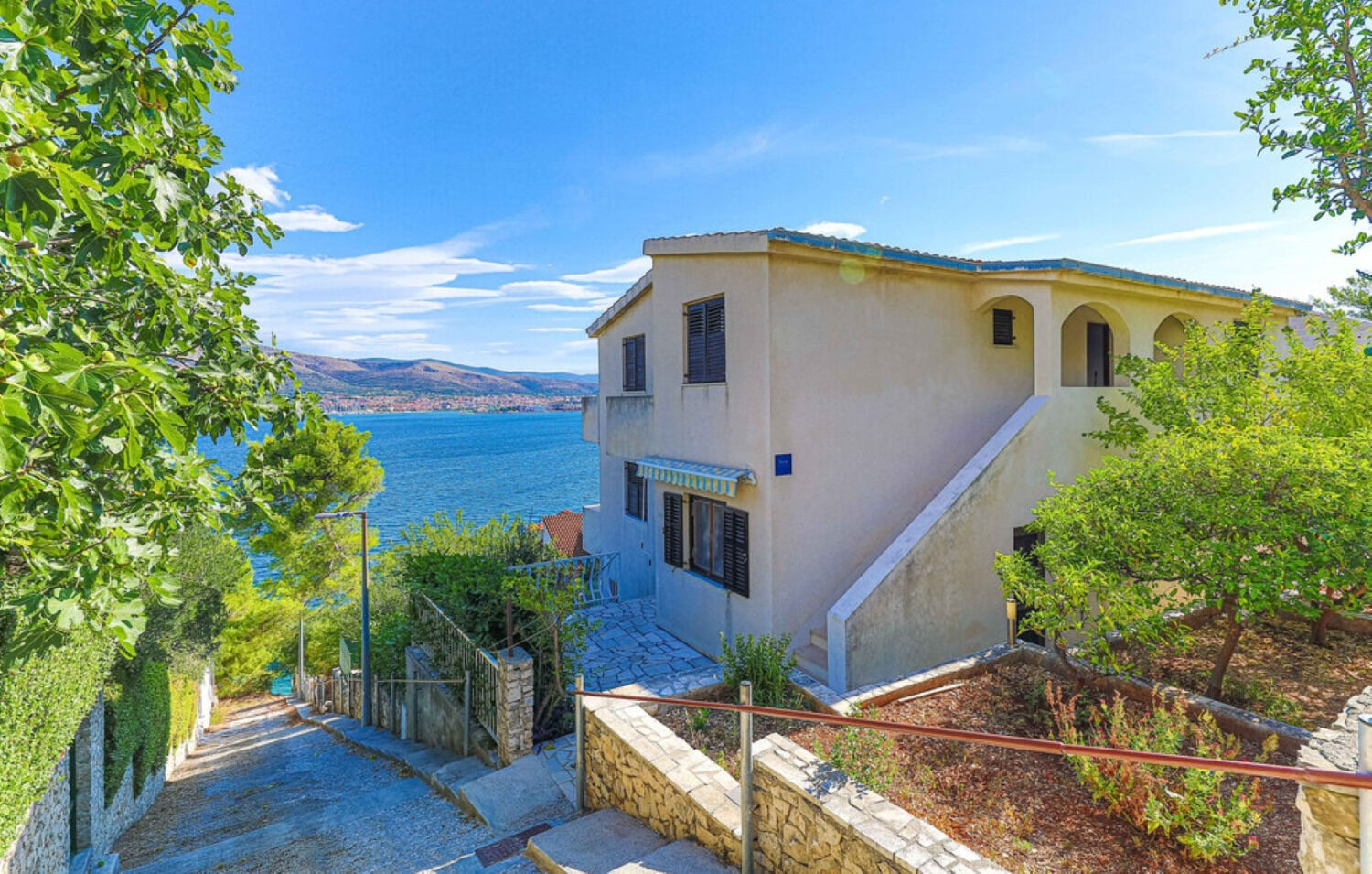 House Jelka 106581-K1