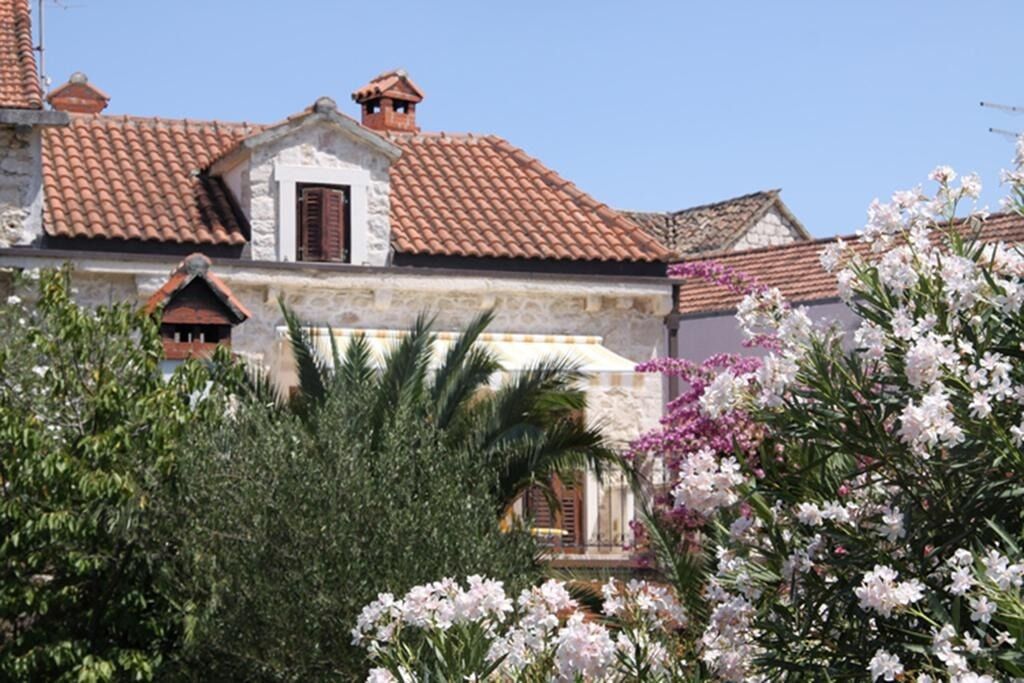 House Davor 106621-K1