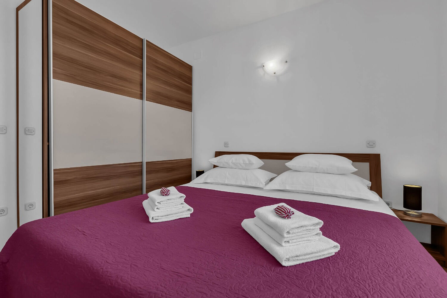 Apartment Josip 10677-A1
