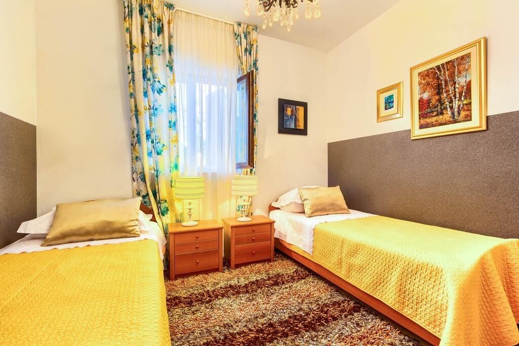 Apartments Lidija 106771-A1