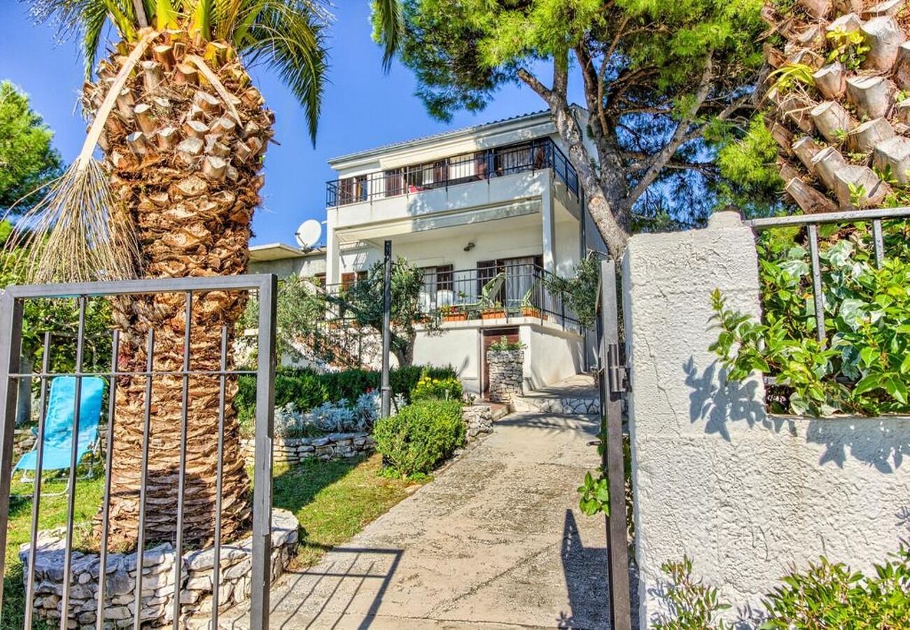 Apartments Lidija 106771-A1