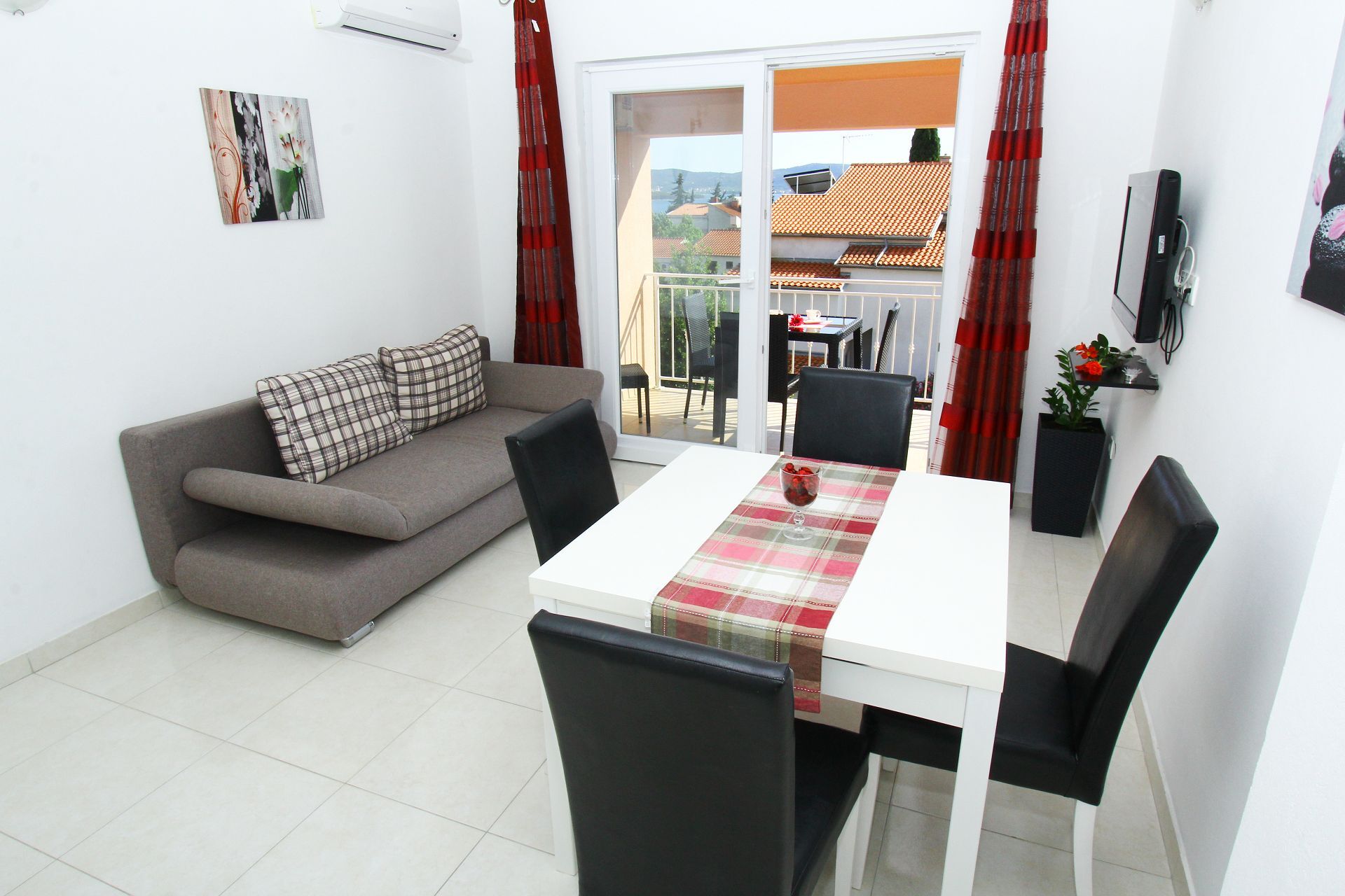 Apartments Renato 106781-A1