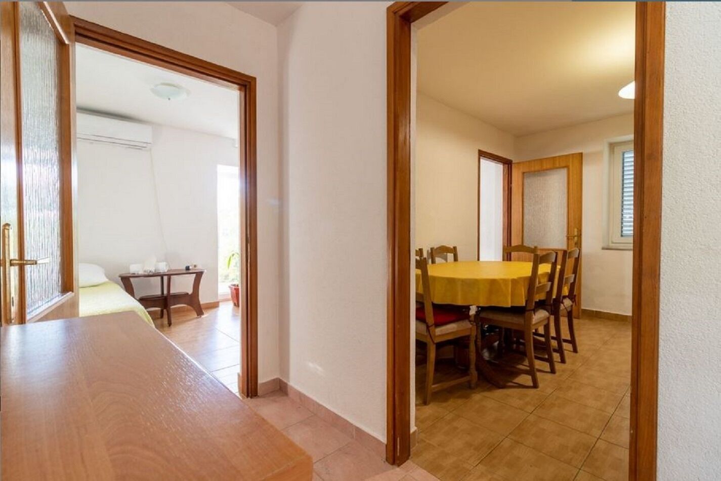 Apartments Mir 10682-A1