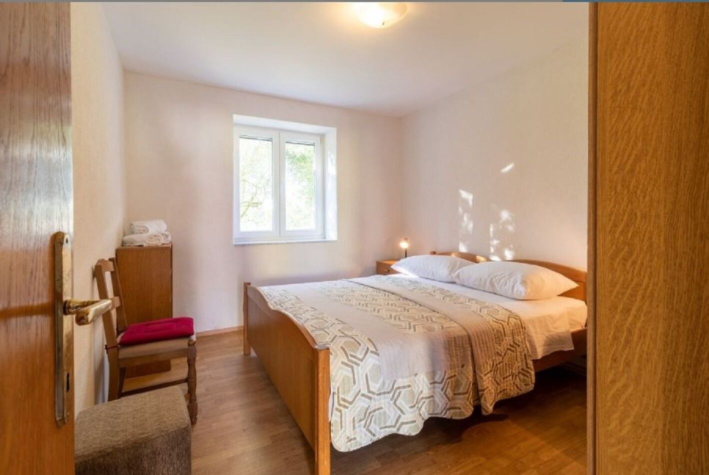 Apartments Mir 10682-A1