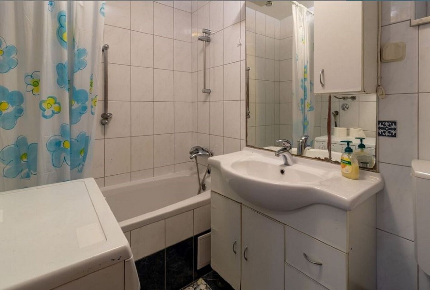 Apartments Mir 10682-A1
