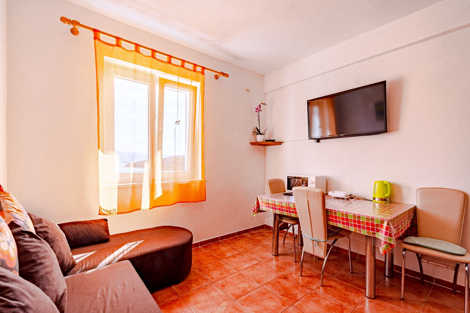 Apartment Mir 105971-A2