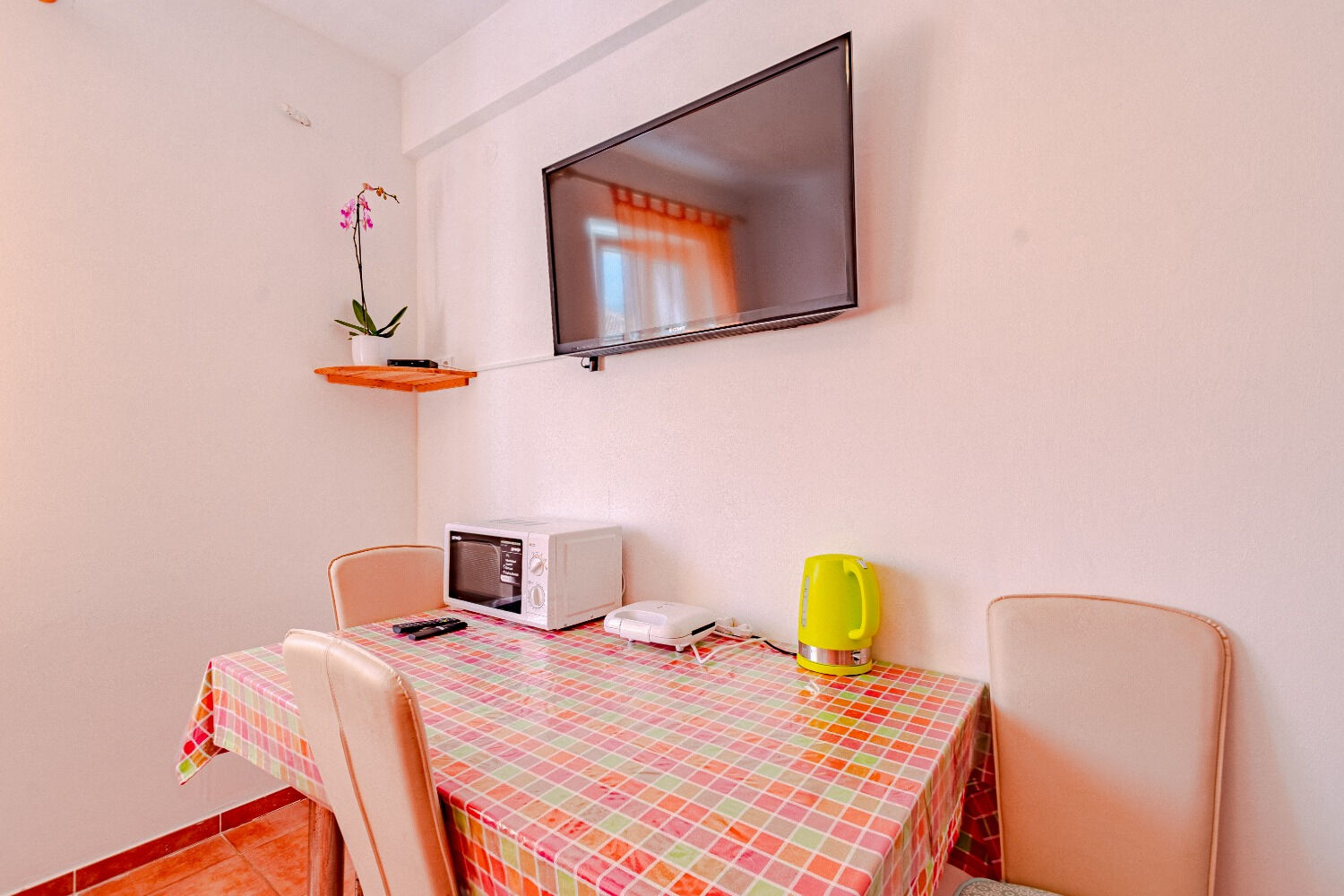Apartment Mir 105971-A2