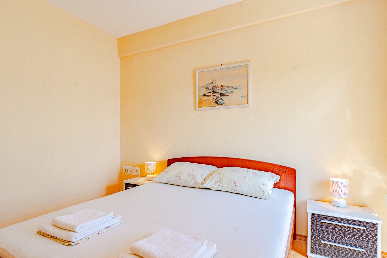 Apartment Mir 105971-A2