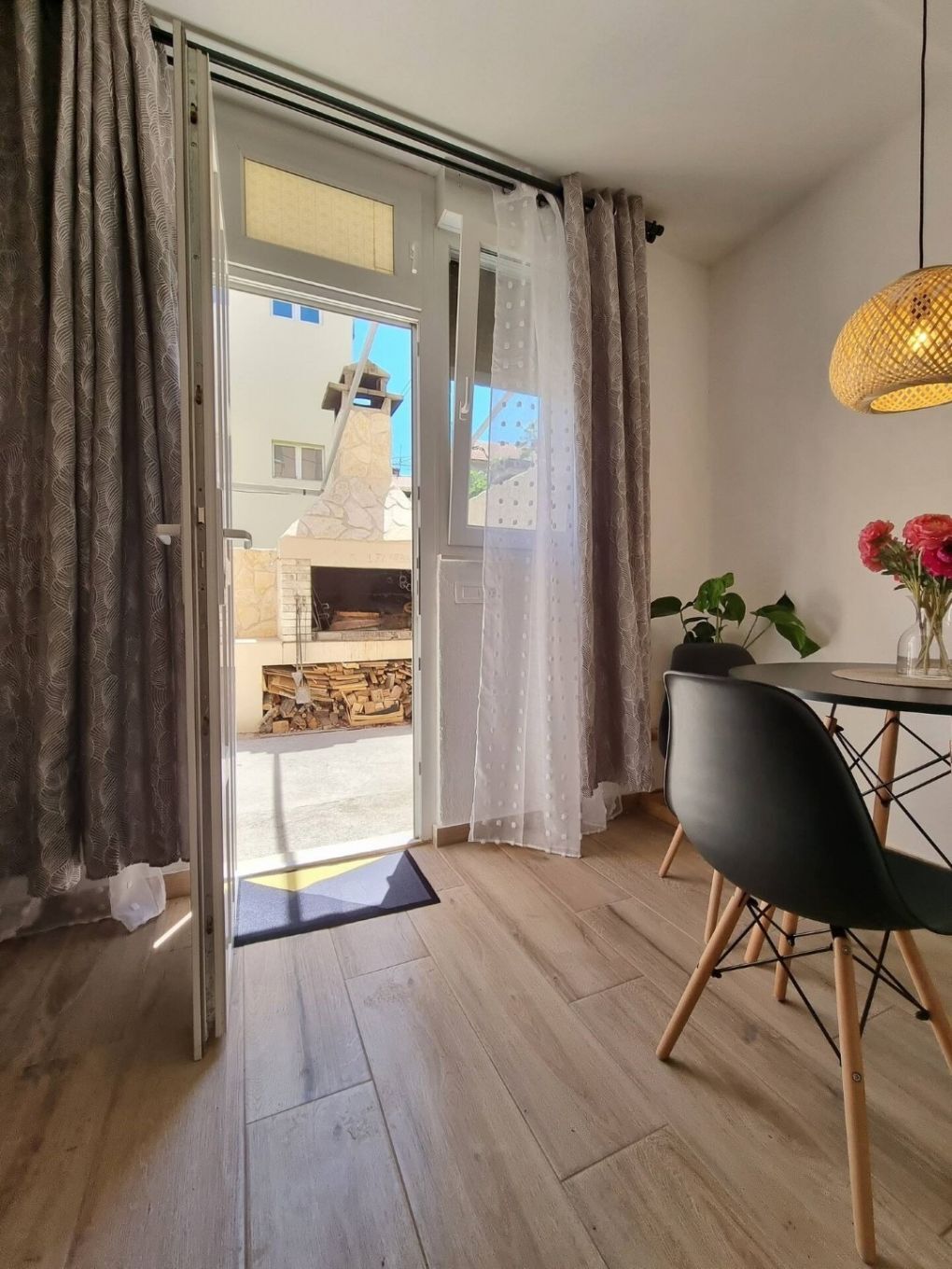 Apartments Edvard 107001-A1