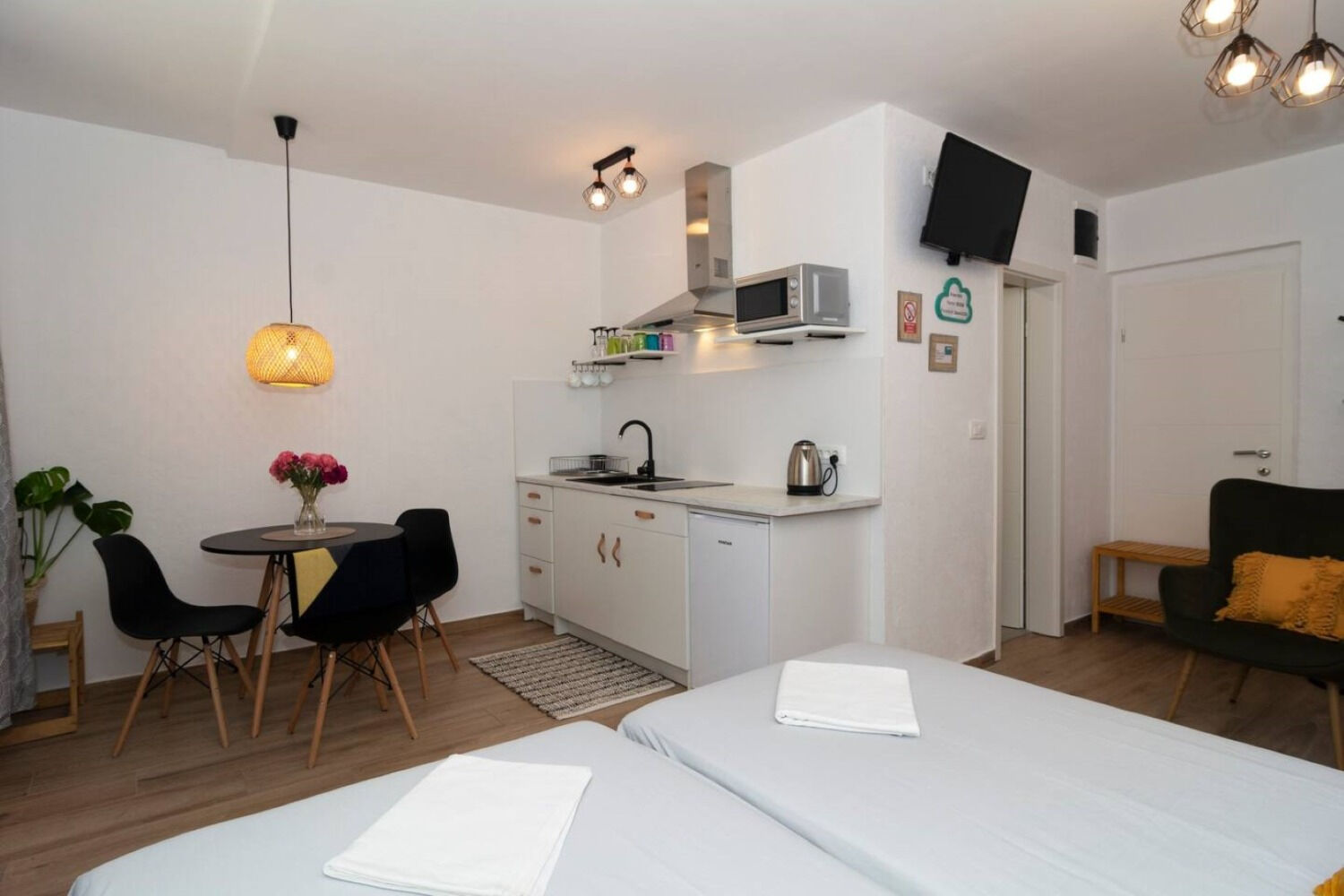 Apartments Edvard 107001-A1