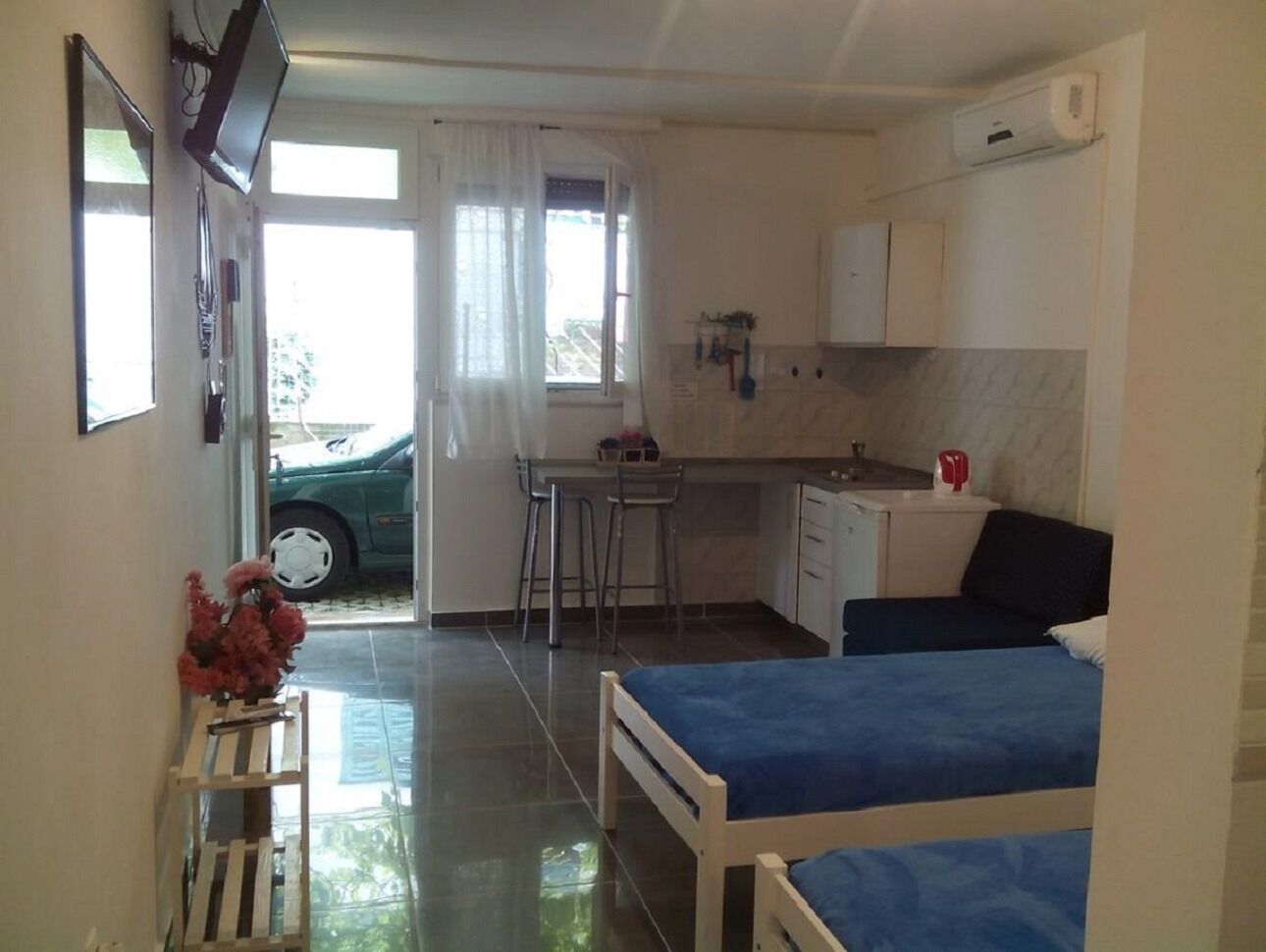 Apartments Edvard 107001-A2
