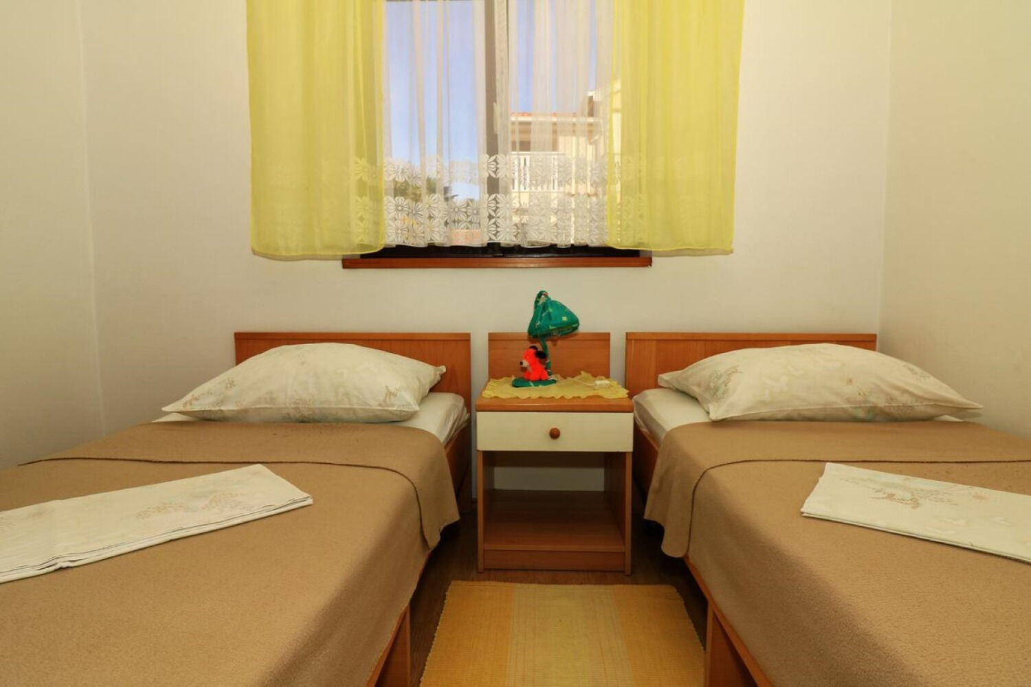 Apartments Slavica 10704-A2