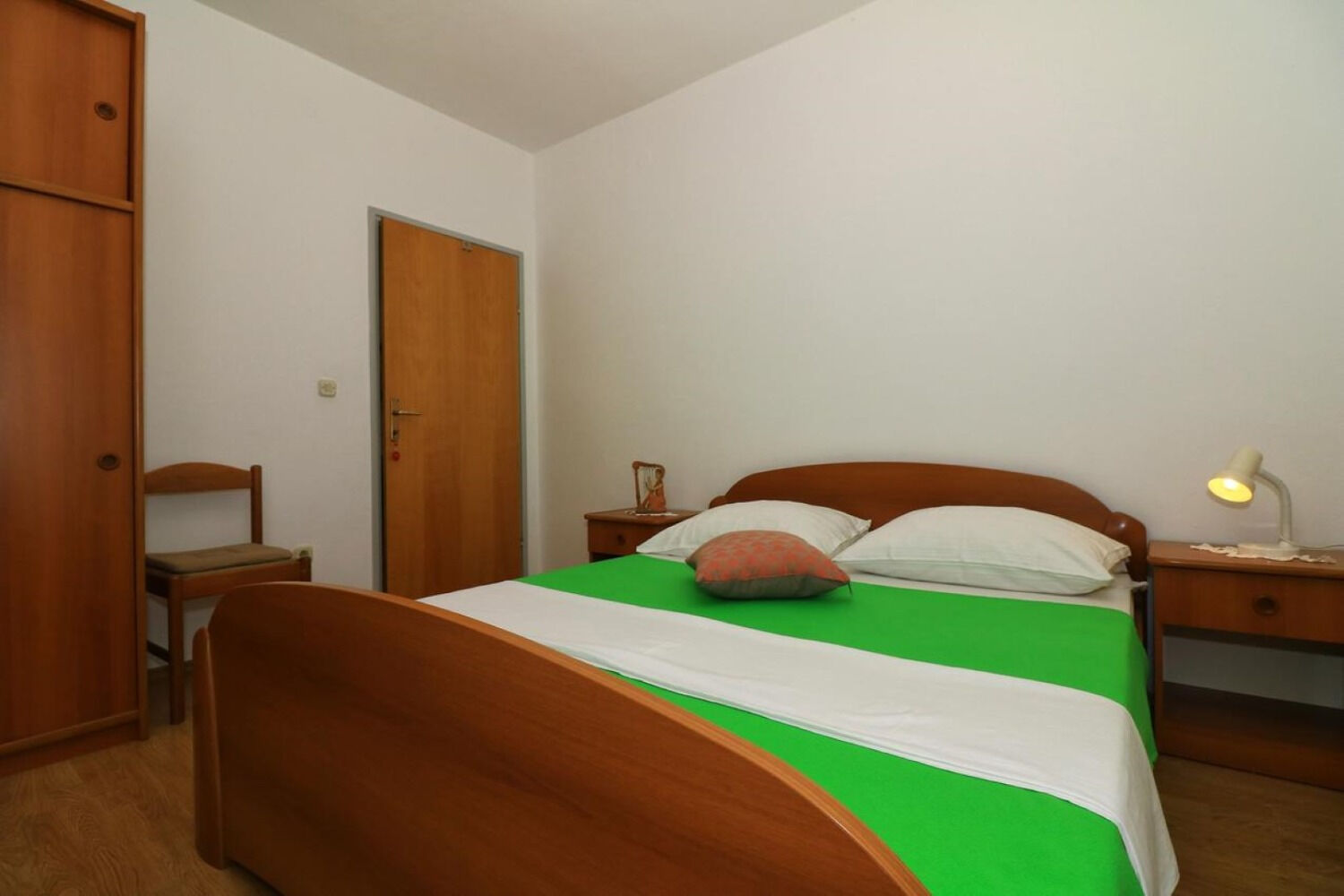 Apartments Slavica 10704-A2