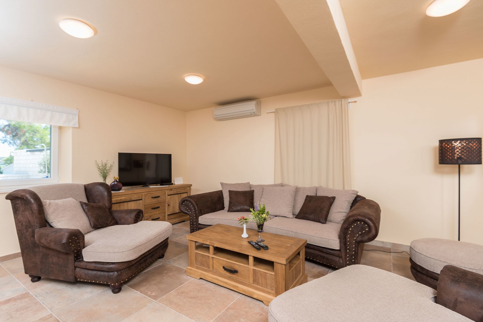 House Sandra 107031-K1