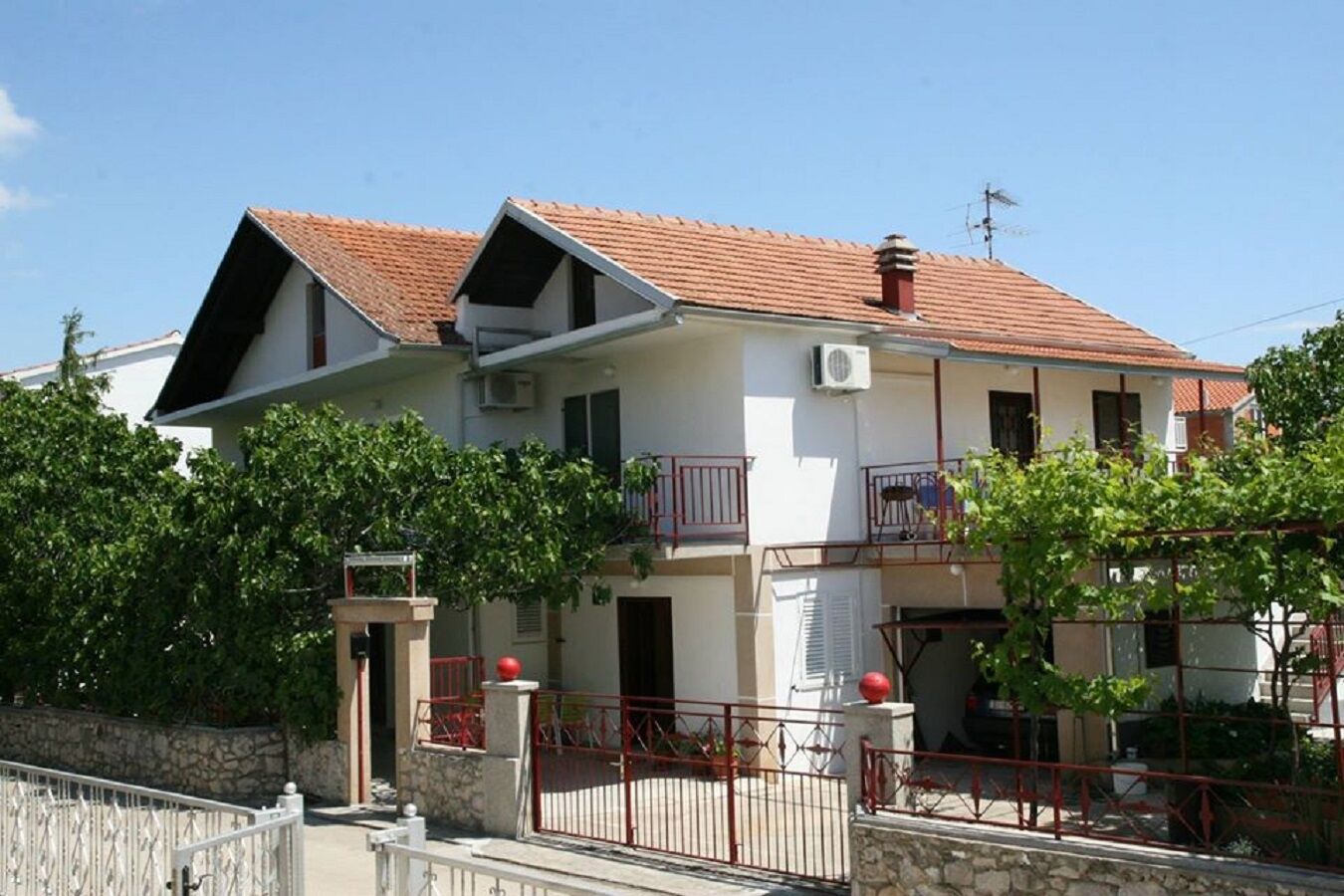 Apartments Marko 107061-A1