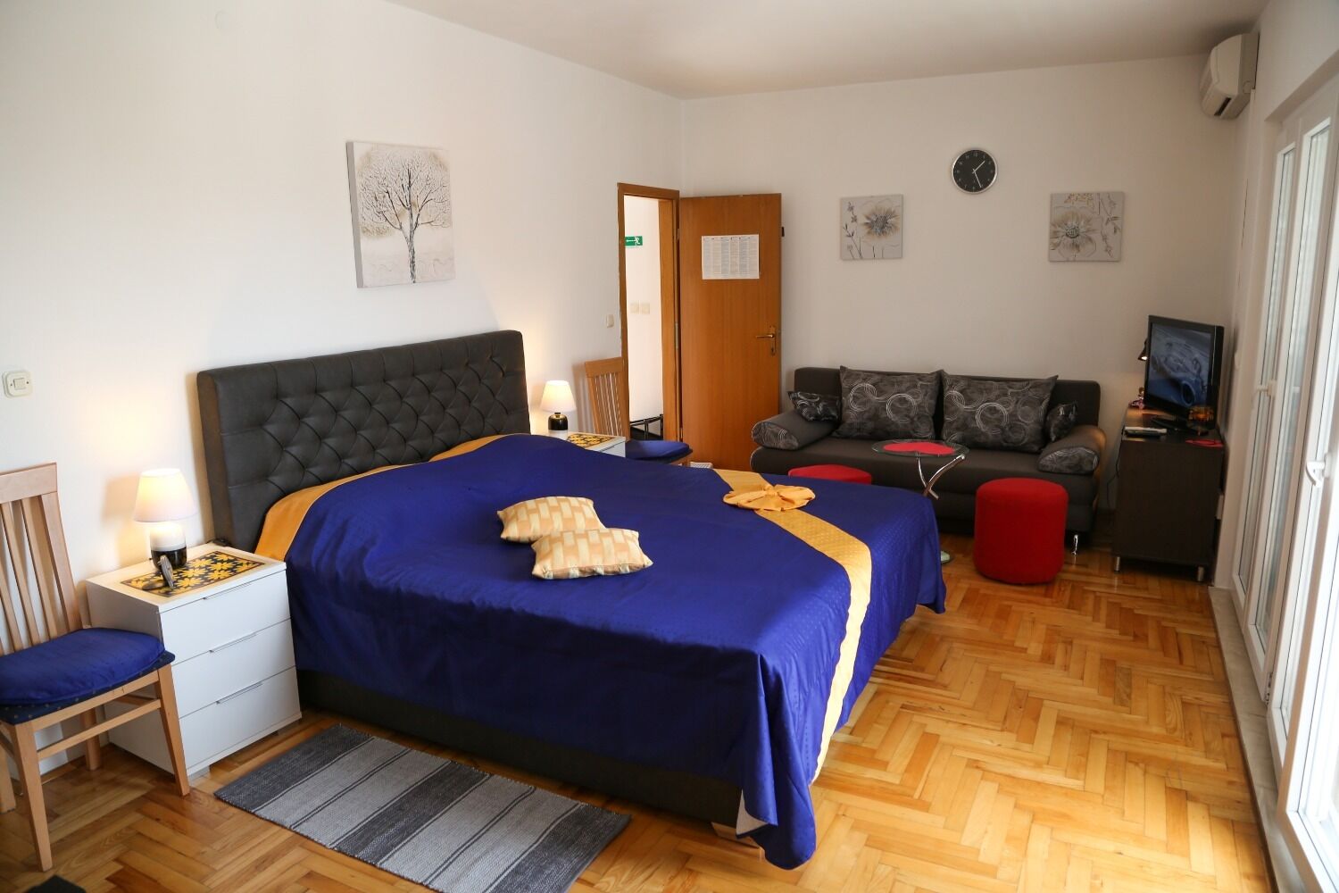 Apartment Tomi 107101-A1