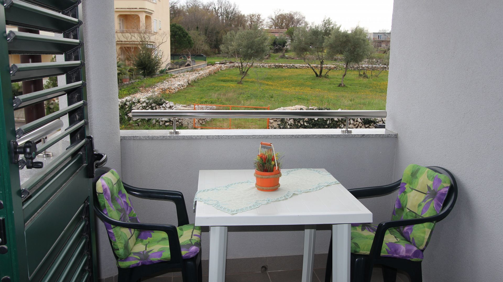 Apartments Ema 10713-A1