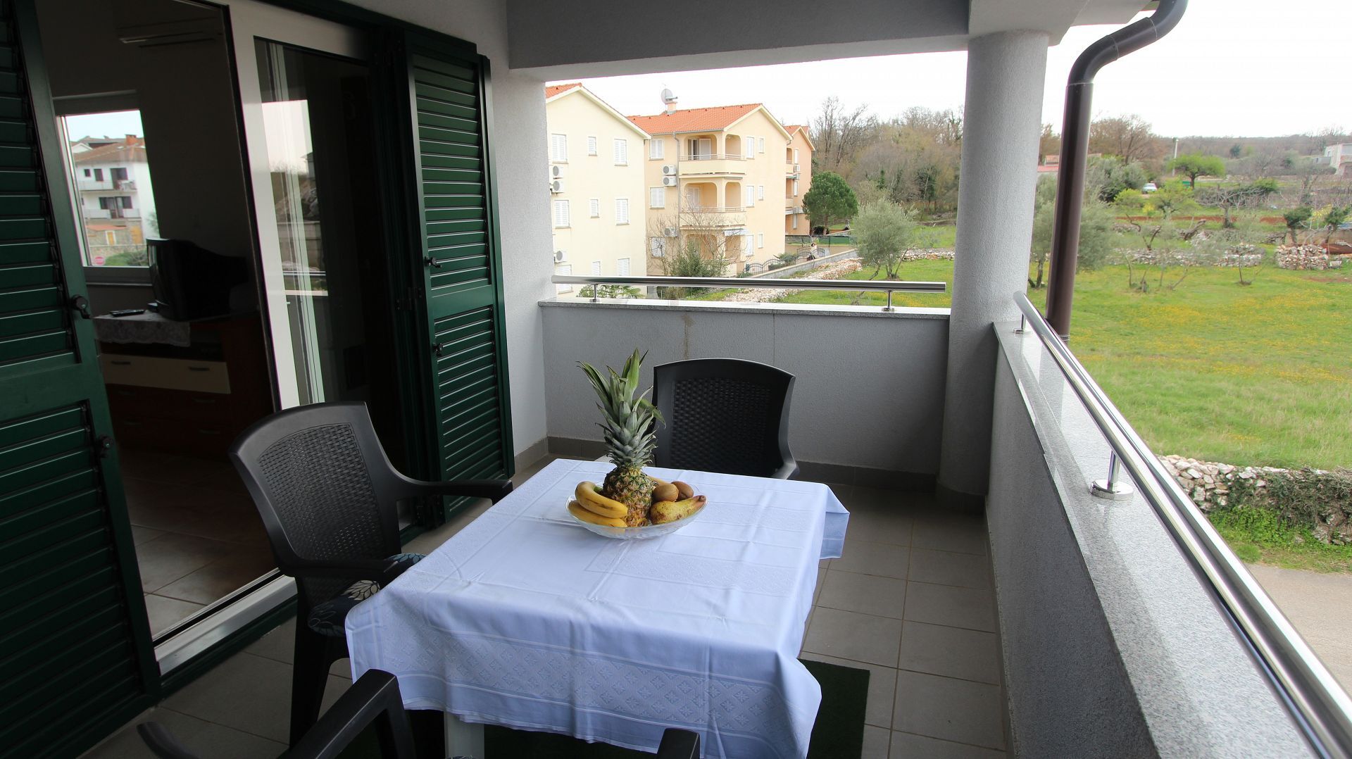 Apartments Ema 10713-A2
