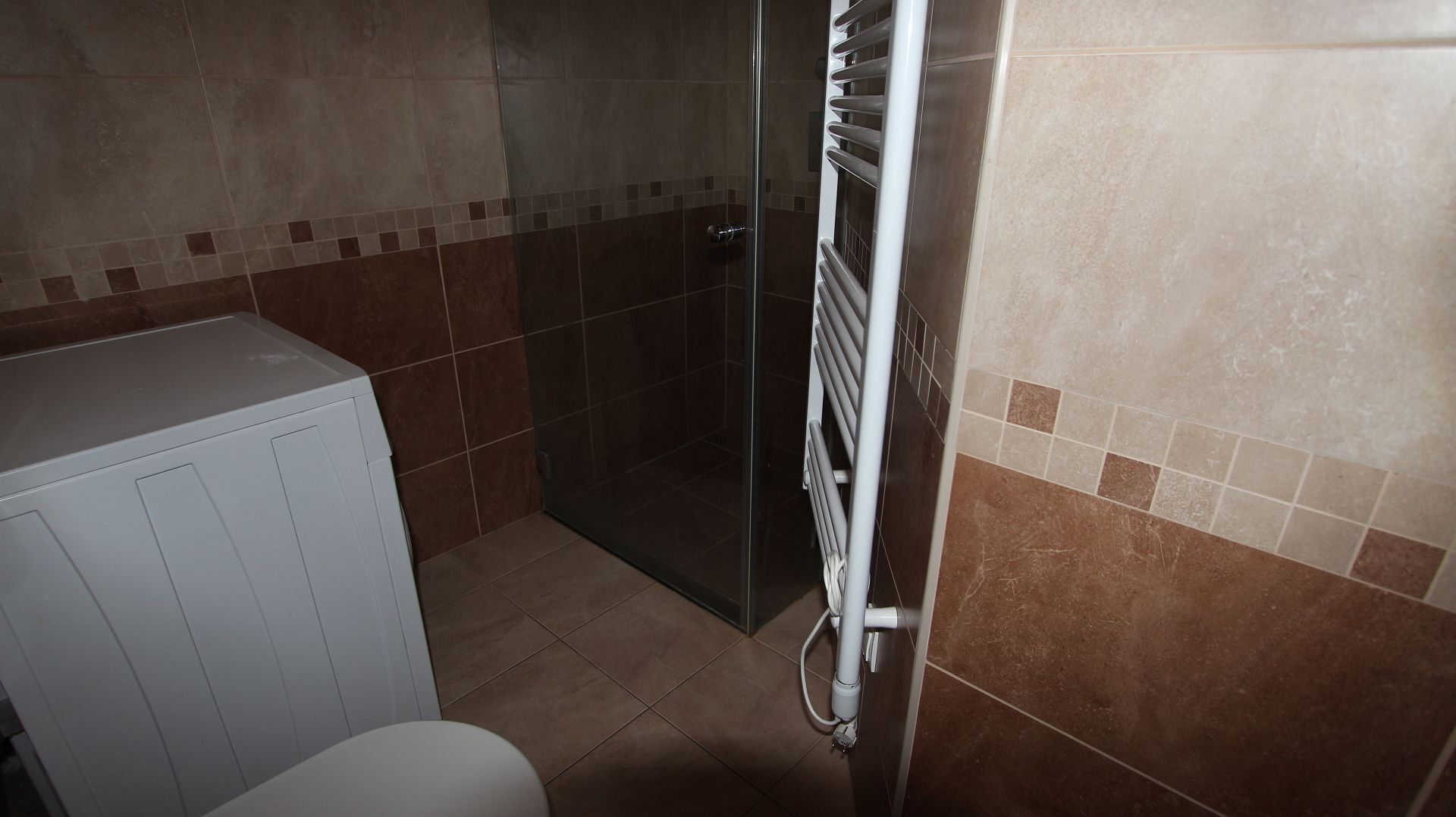 Apartments Ema 10713-A2