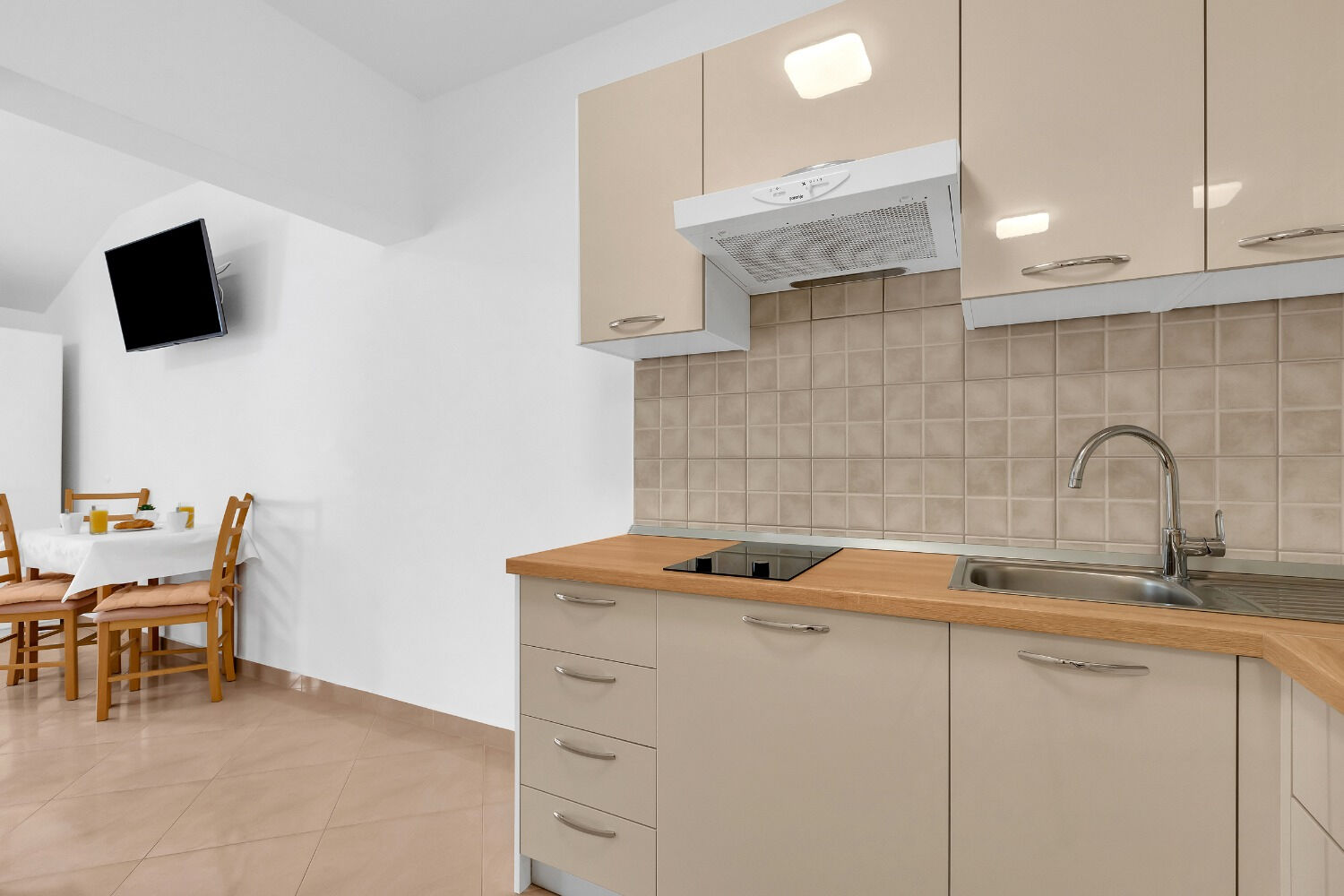 Apartments Anka 10729-A2