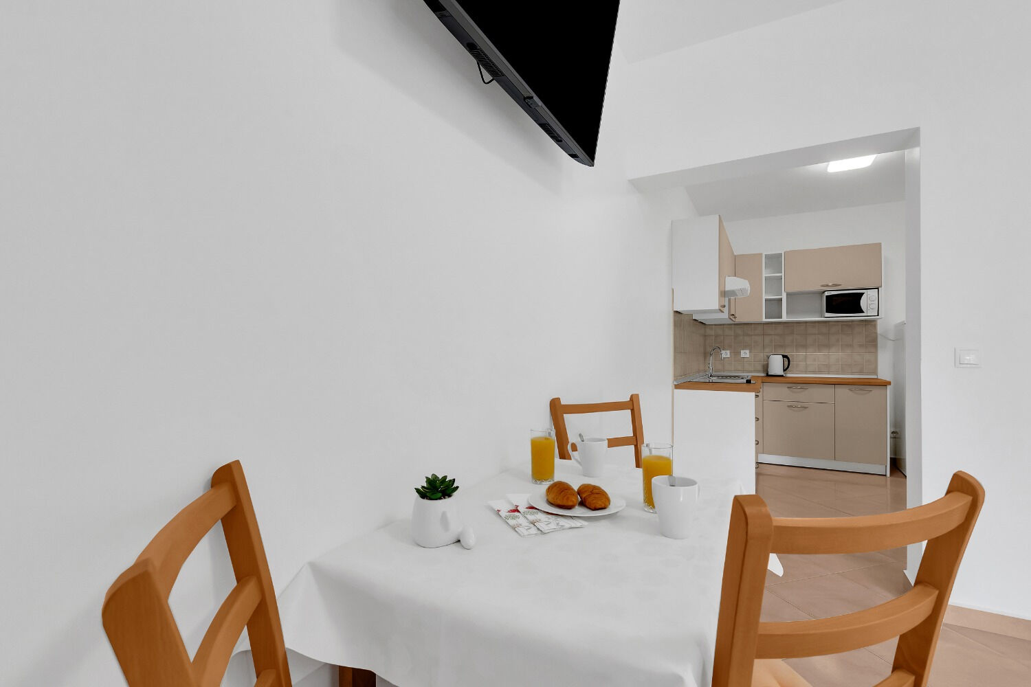 Apartments Anka 10729-A2
