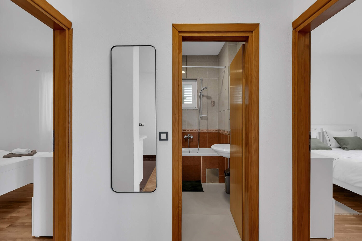 Apartments Anka 10729-A8