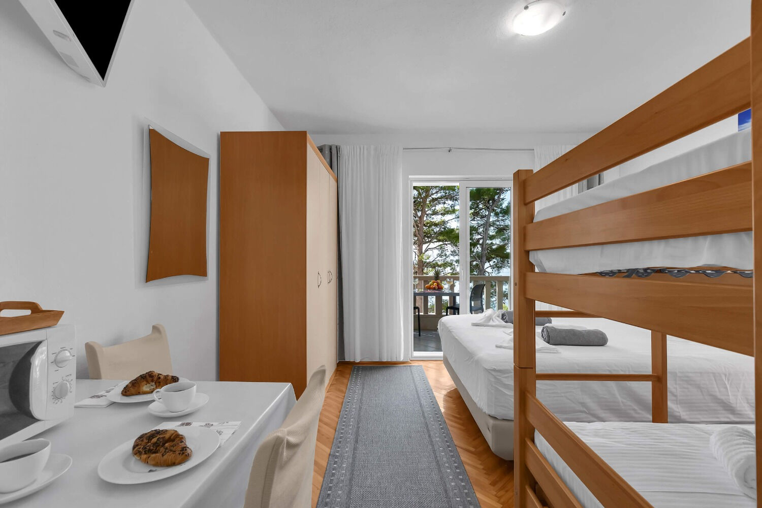 Apartments Anka 10729-A9