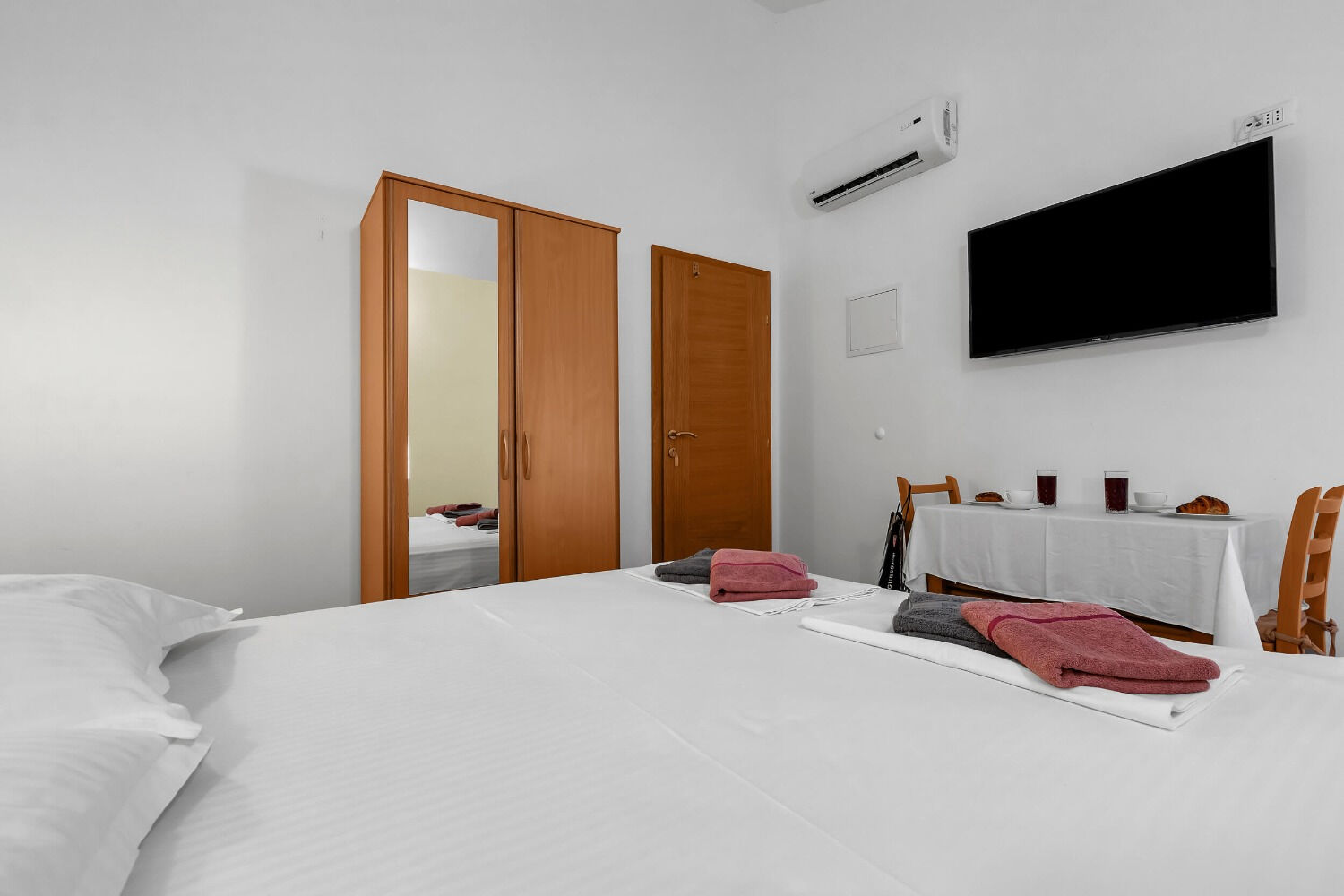 Apartments Anka 10729-A10