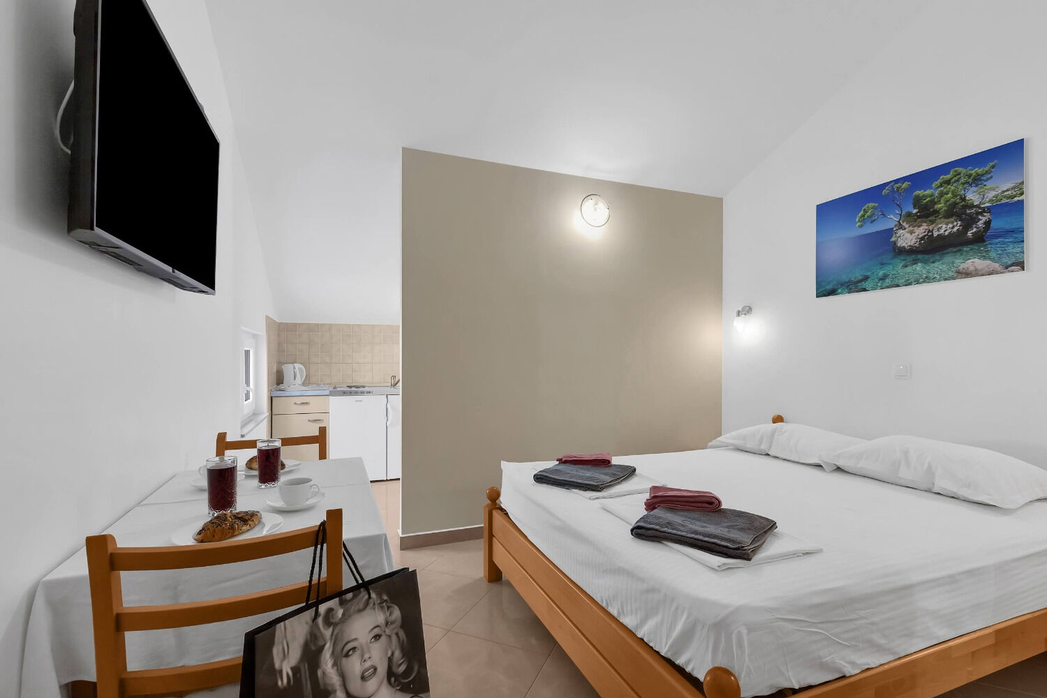 Apartments Anka 10729-A10