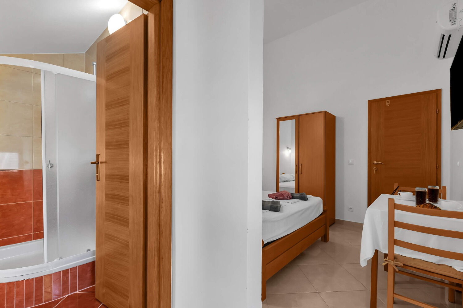 Apartments Anka 10729-A10