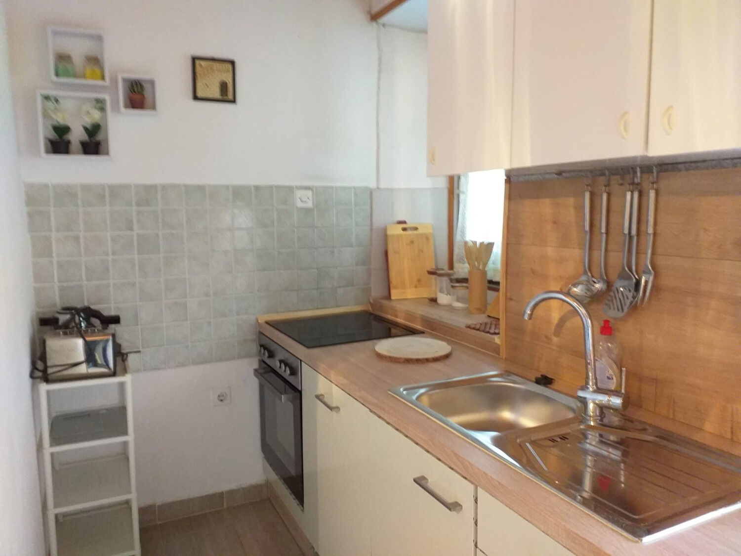 Apartments Tonci 107301-A1