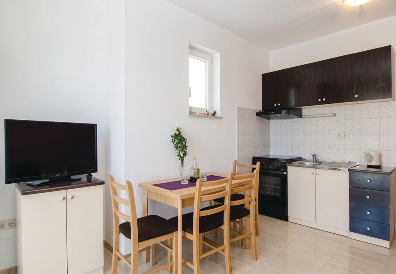 Apartments Ljuba 10734-A1