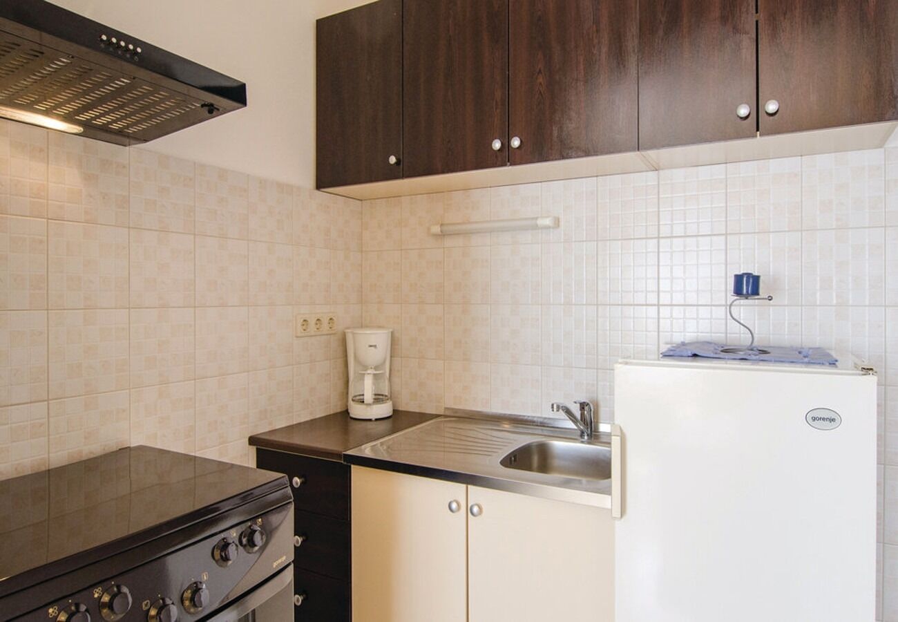 Apartments Ljuba 10734-A2