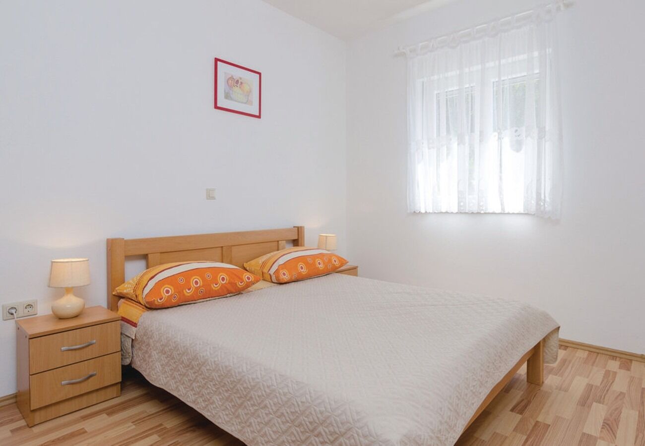 Apartments Ljuba 10734-A2