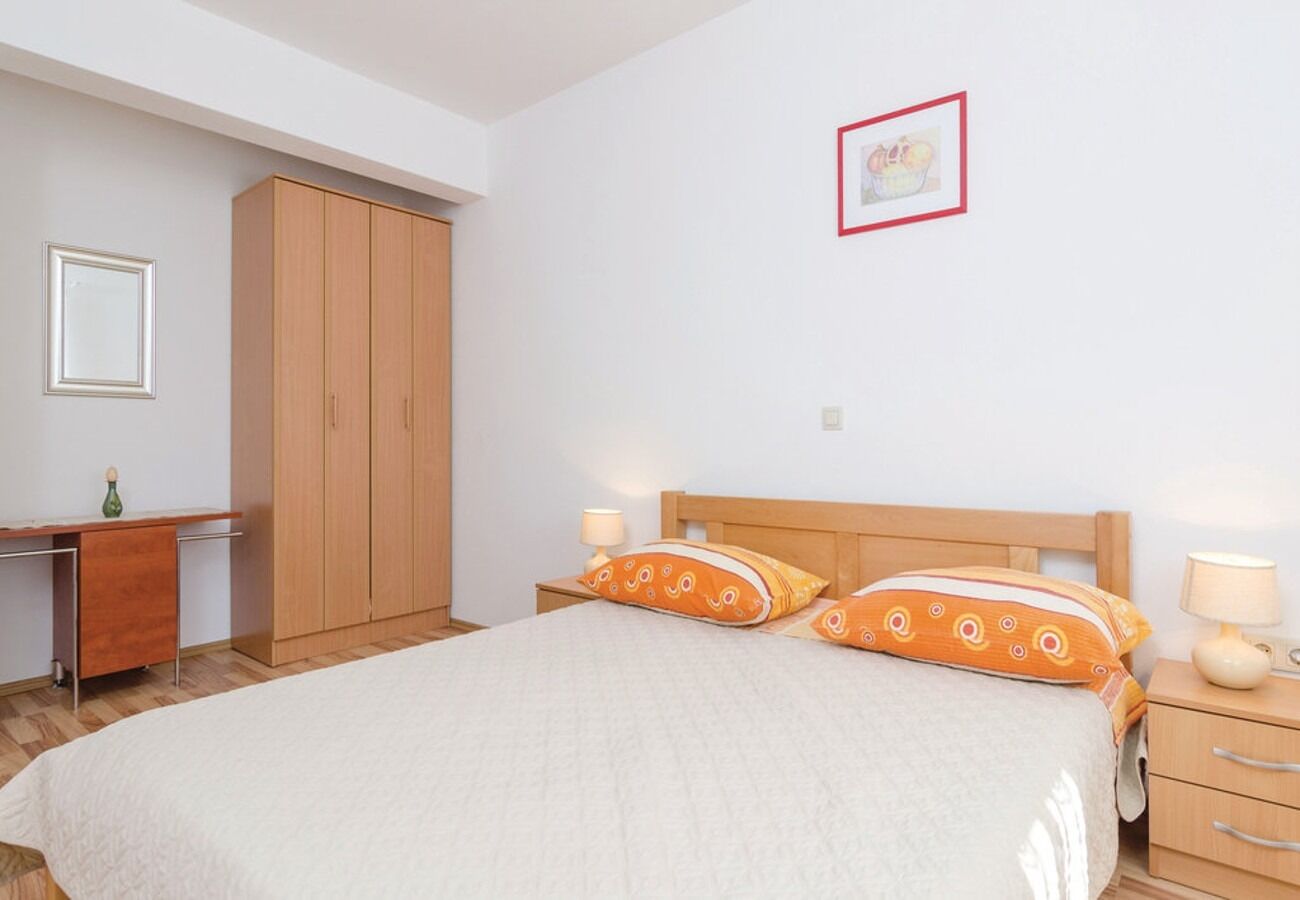 Apartments Ljuba 10734-A2